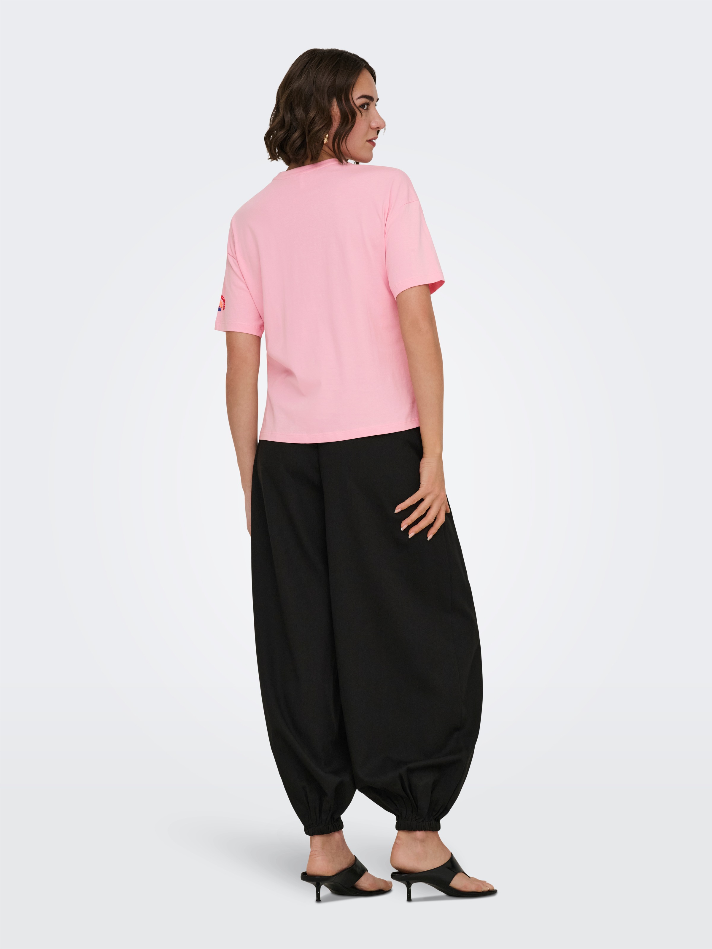 ONLY Kurzarmshirt »ONLBOLETTE LIFE S/S TOP BOX CC JRS« mit auffälligem Print