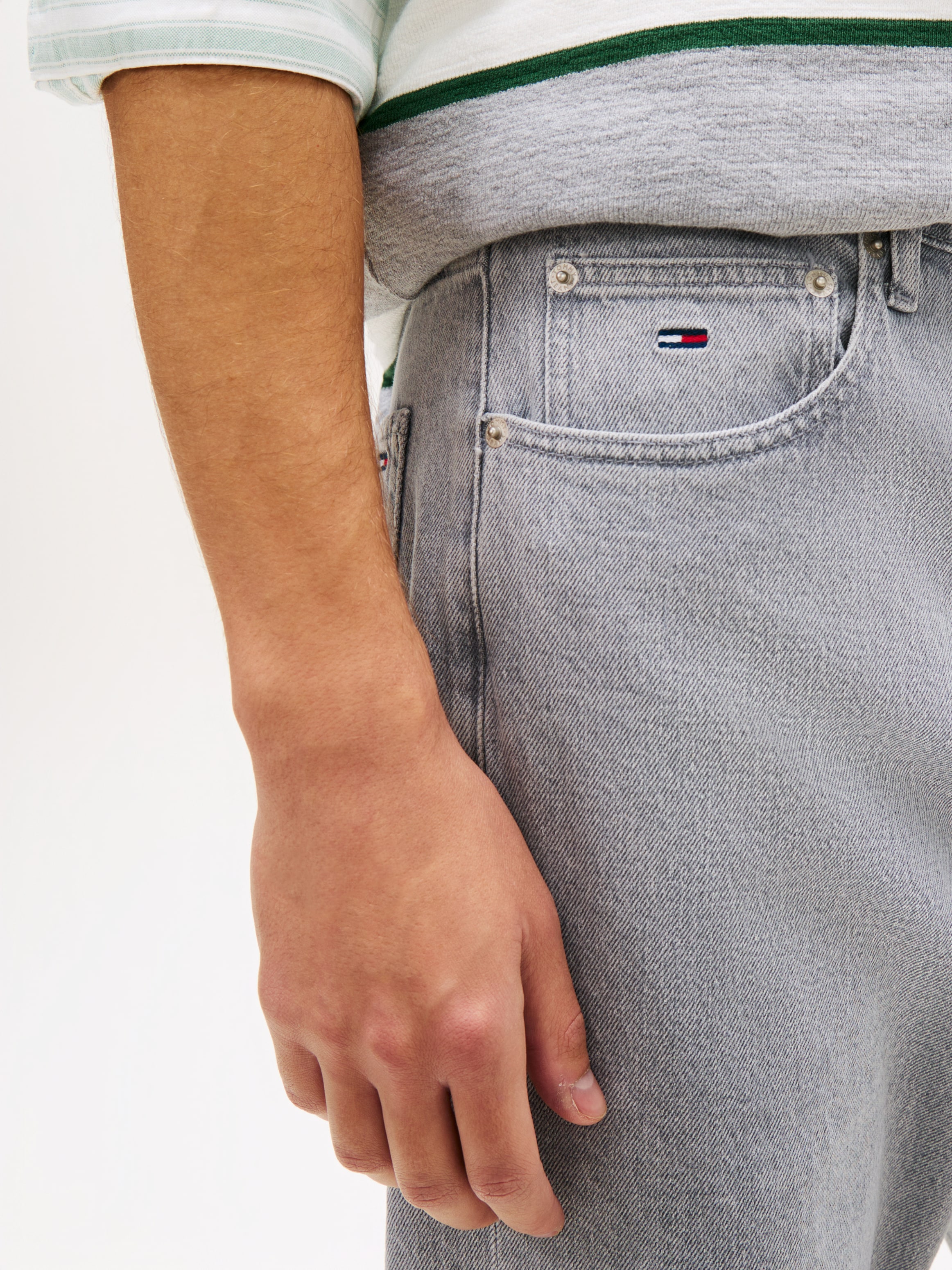 Tommy Jeans Jeans droit »OTIS REGULAR« Regular fit mit praktischen Taschen