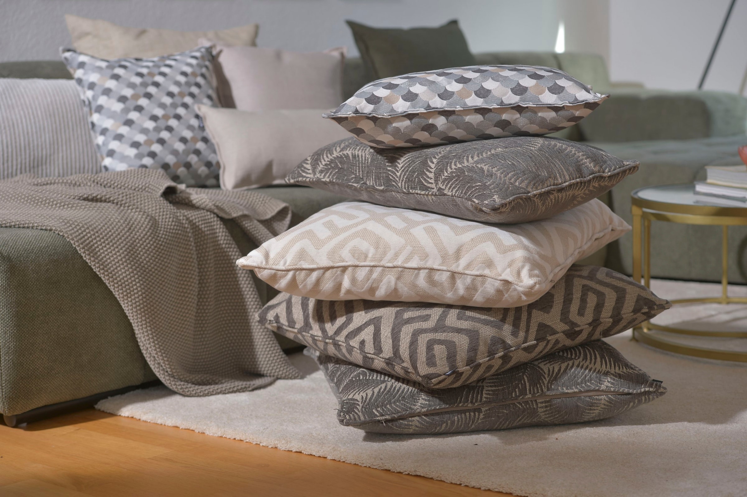 H.O.C.K. Dekokissen »Nelly« mit Blätter-Muster, Kissenhülle mit Füllung, 1 Stück