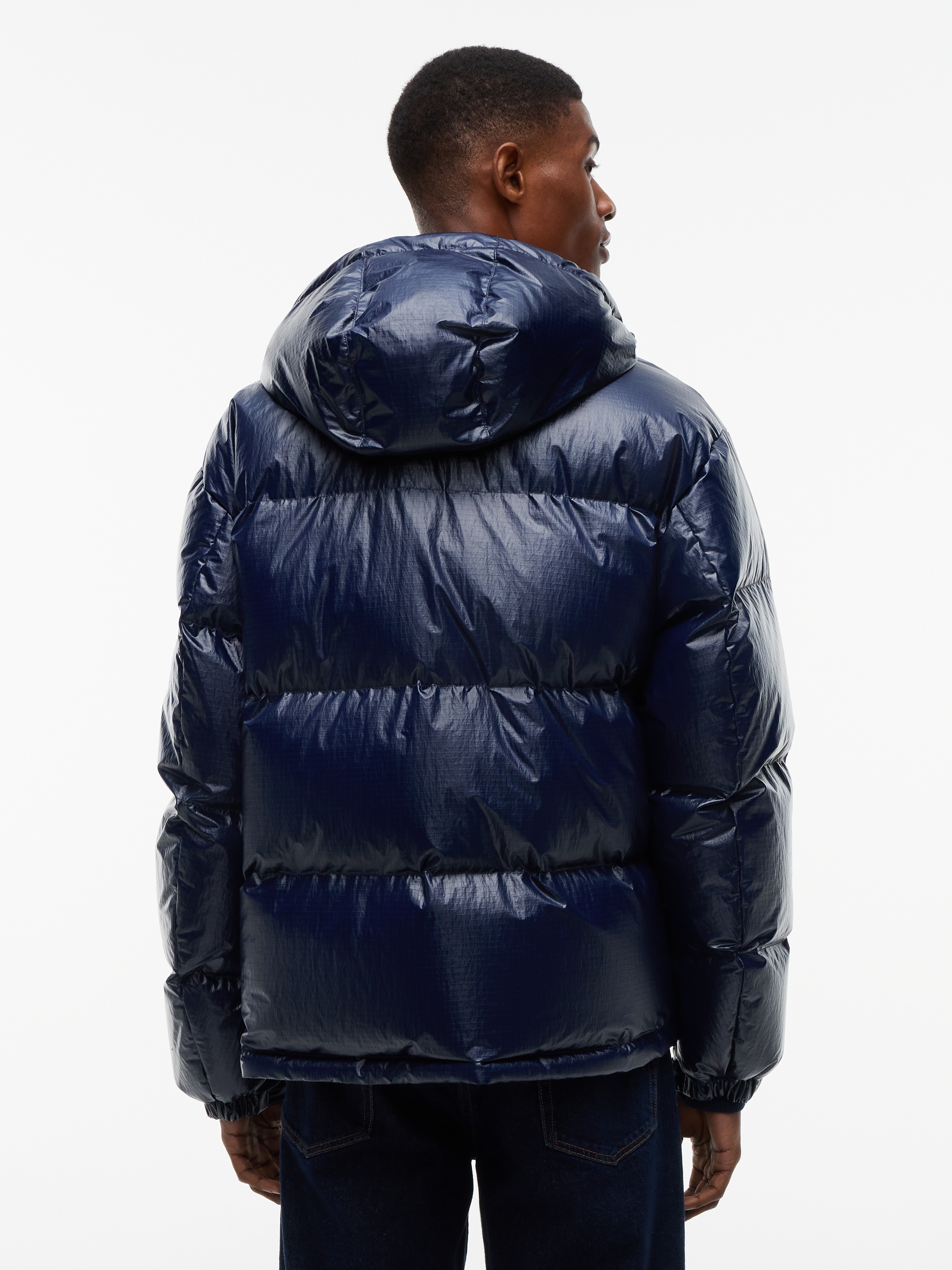 Tommy Jeans Daunenjacke »TJM ALASKA OUTDOORS DOWN« ohne Kapuze mit Daunenfüllung, leicht glänzende Oberfläche