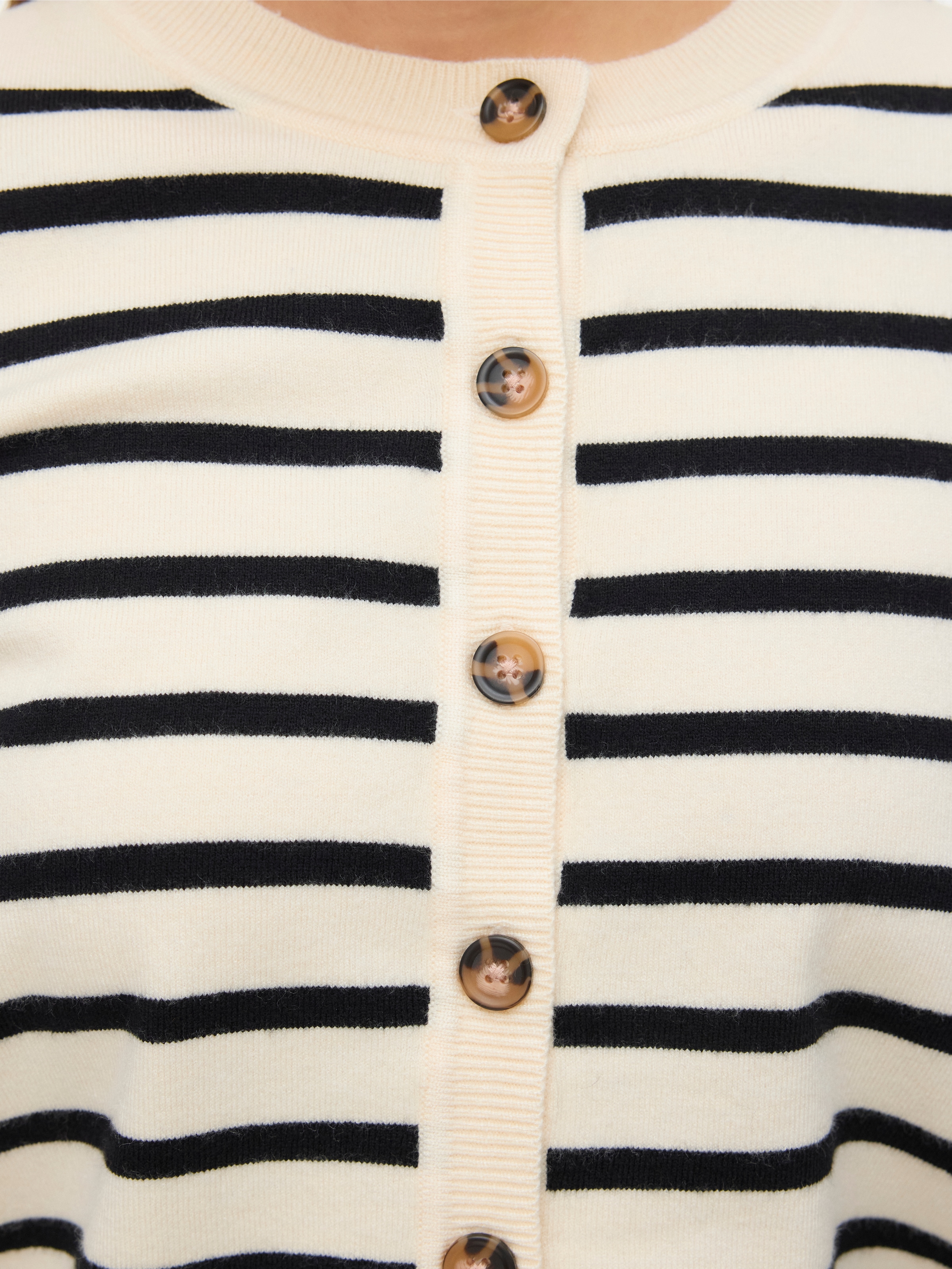 Vero Moda Veste en tricot »VMSABA PLAIN LS O-NECK CARDIGAN NOOS«