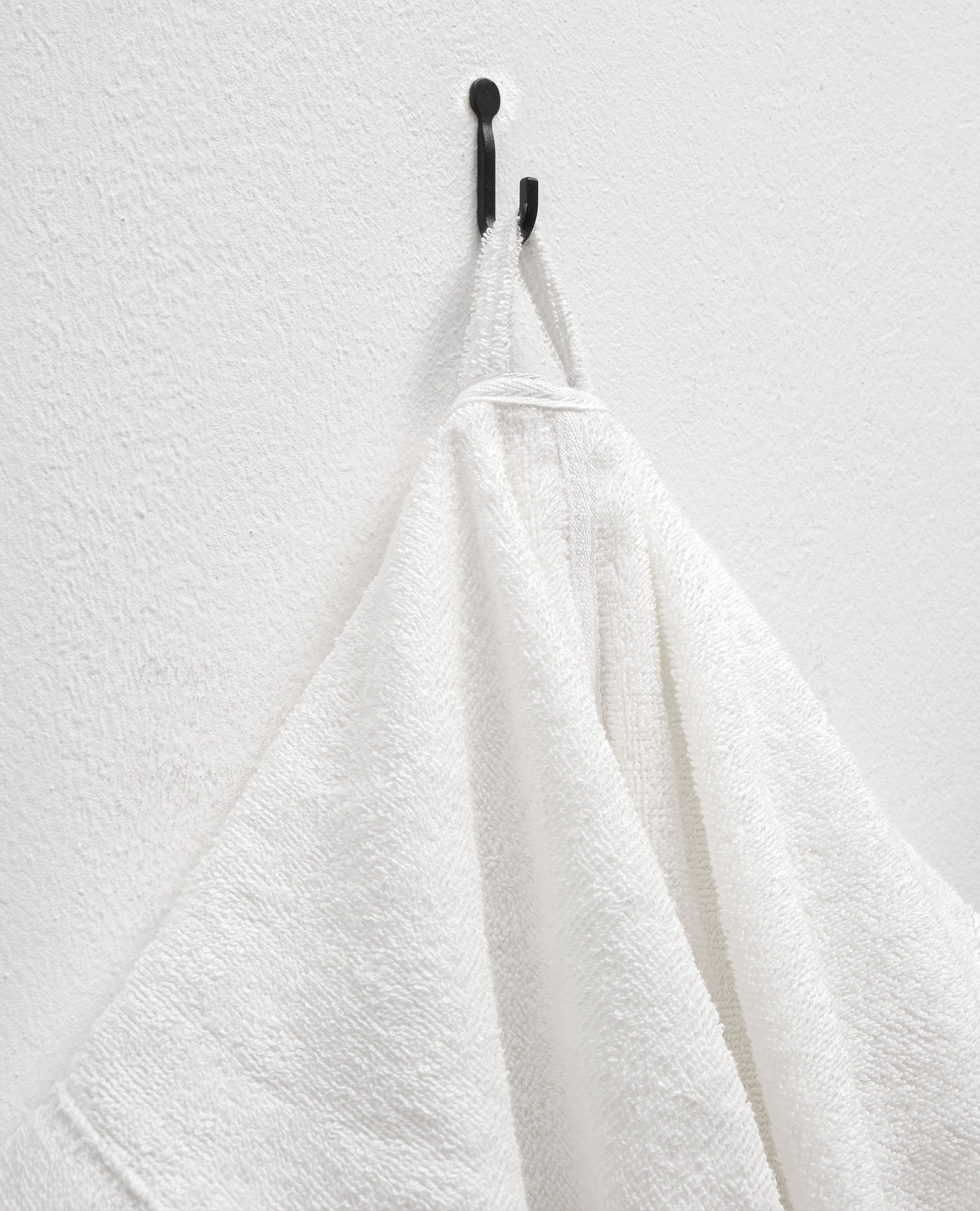 Bruno Banani Peignoir de bain pour enfants »Danny, Ideal für Zuhause, Schwimmbad oder im Urlaub« 1 cuis tlg., mit Logostreifen, aus 100% Baumwolle