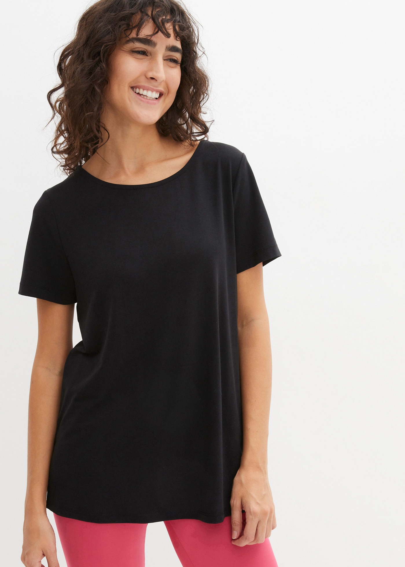 Image of bonprix T-Shirt Loose Fit, Kurzarm-Design, für sportliche Aktivitäten