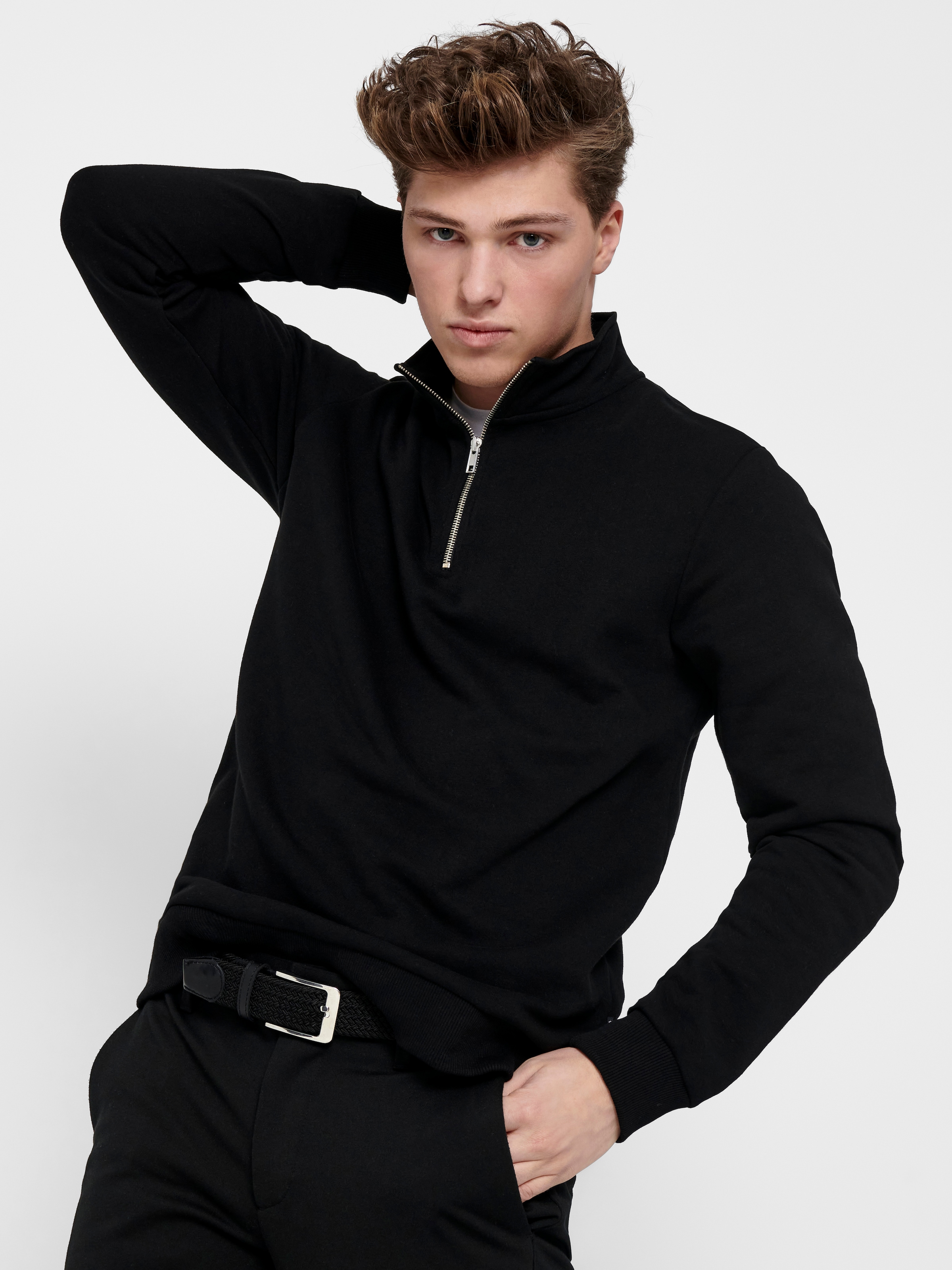 ONLY & SONS Sweat-shirt »ONSCERES HALF ZIP SWEAT«, mélange coton, coupe régulière
