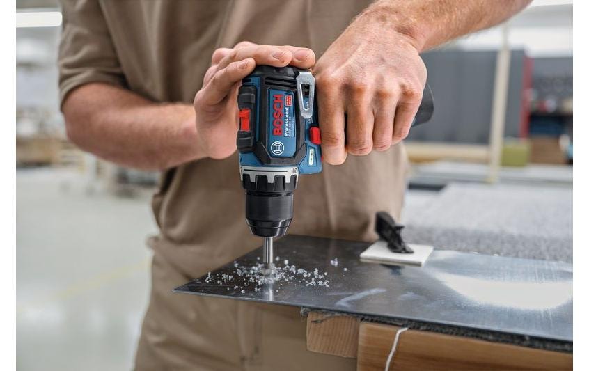 Bosch Professional Akku-Bohrschrauber »GSR 12 V-32 Kit« Set,  Mit 2 Akkus, 1 Ladegerät & Koffer