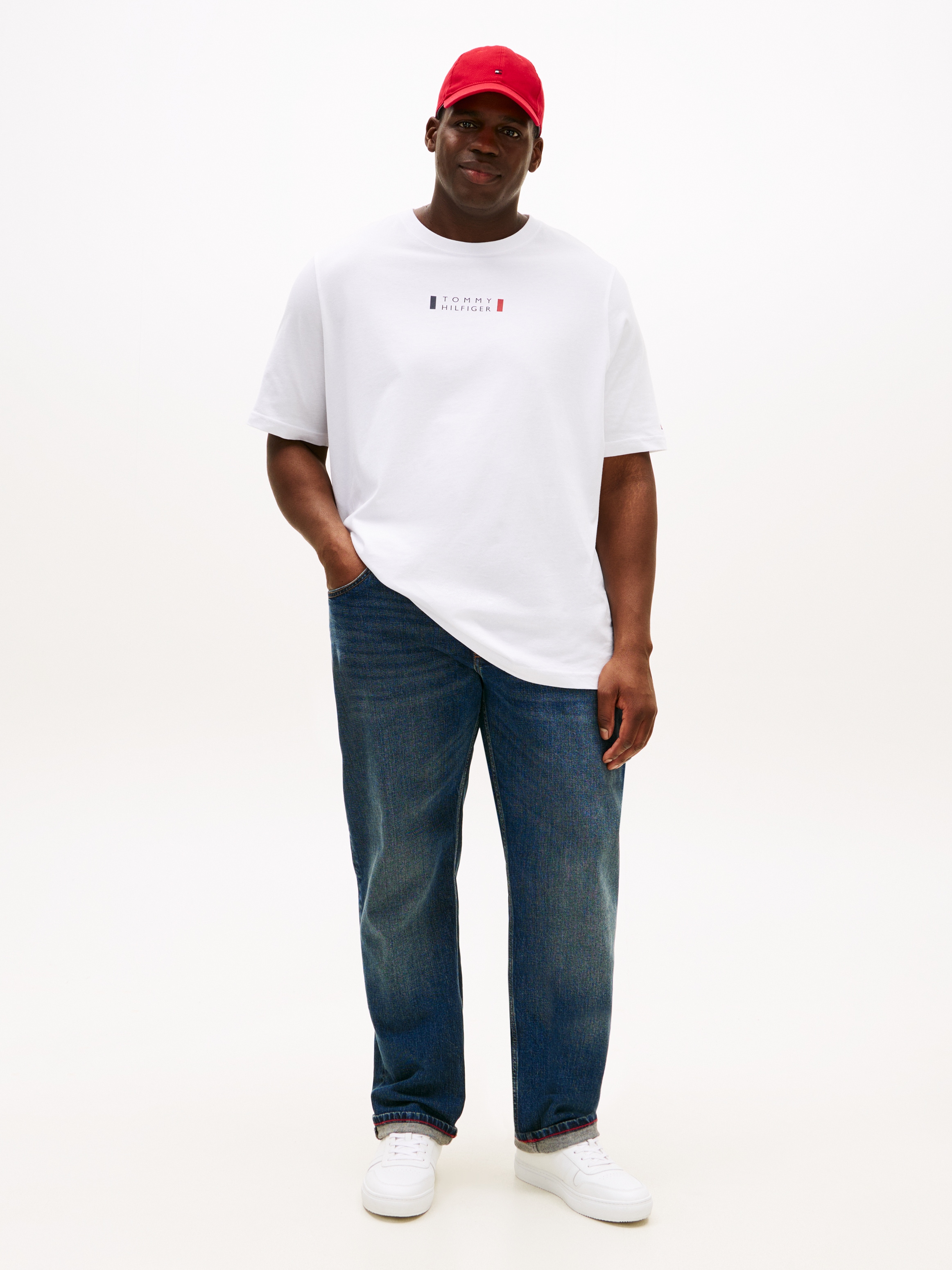 Tommy Hilfiger Big & Tall T-shirt »BT-BRAND LOVE SMALL CENTER« Grosse Grössen, Rundhals, kleiner Logoprint