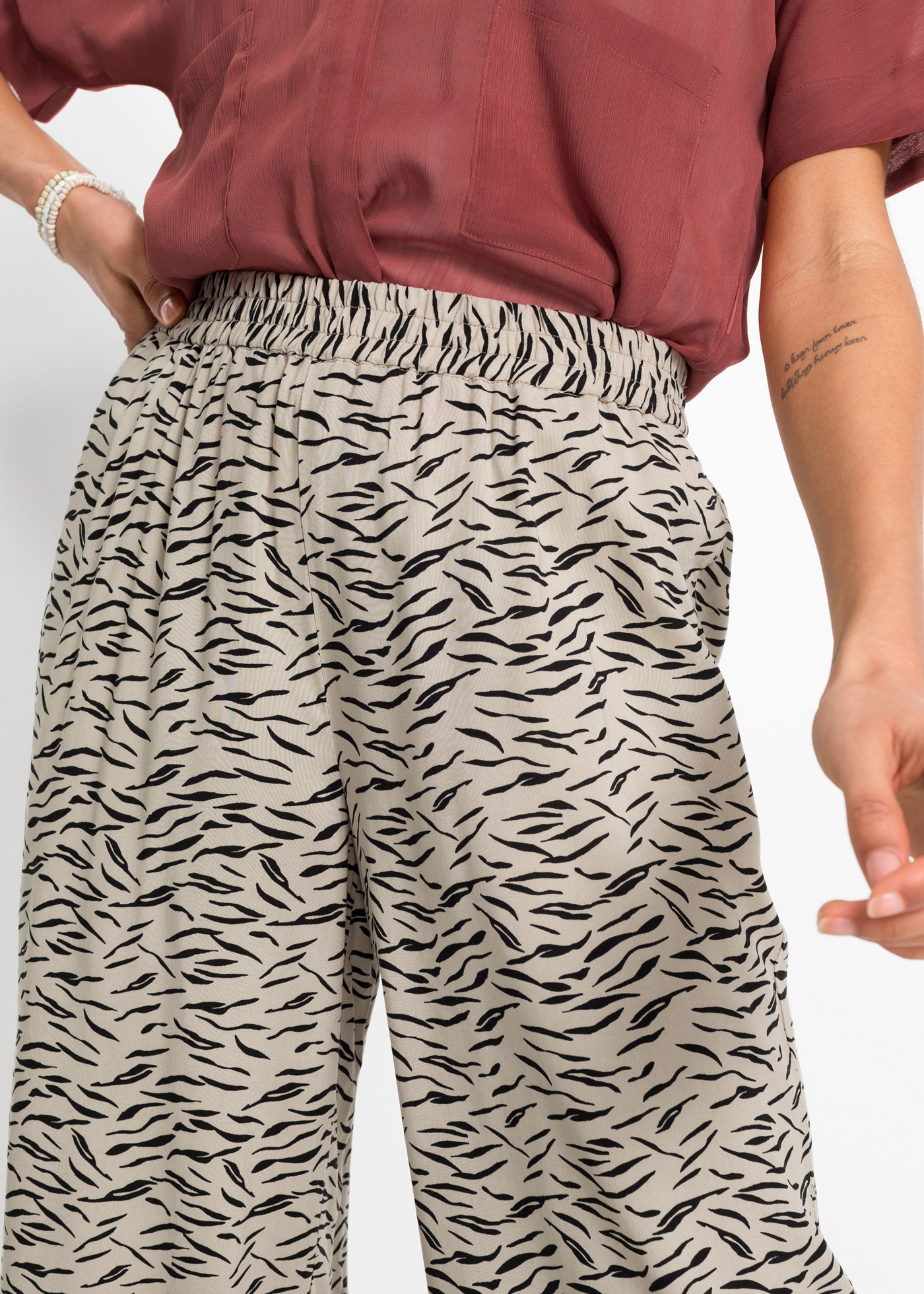 bonprix Palazzohose  aus Viskose, lockere Passform, weiter Bein, casual Stil