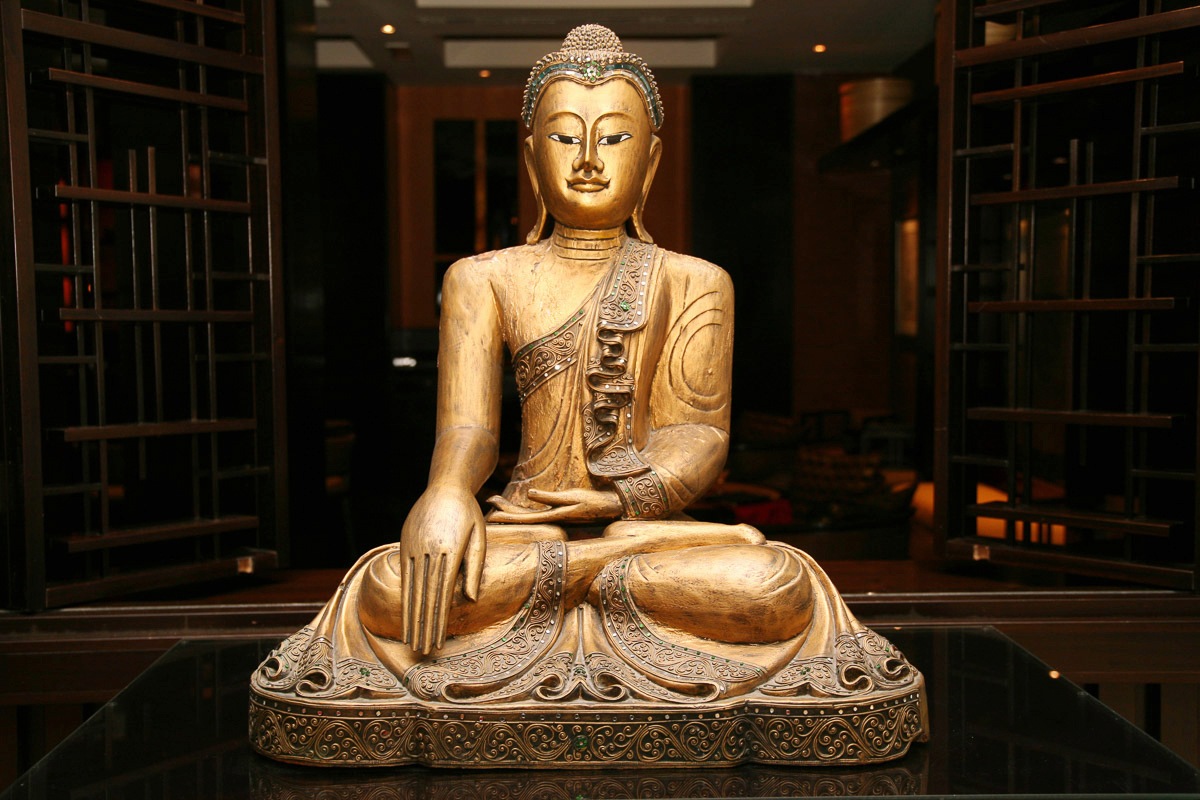 Image of Papermoon Fototapete "Goldener Buddha"
