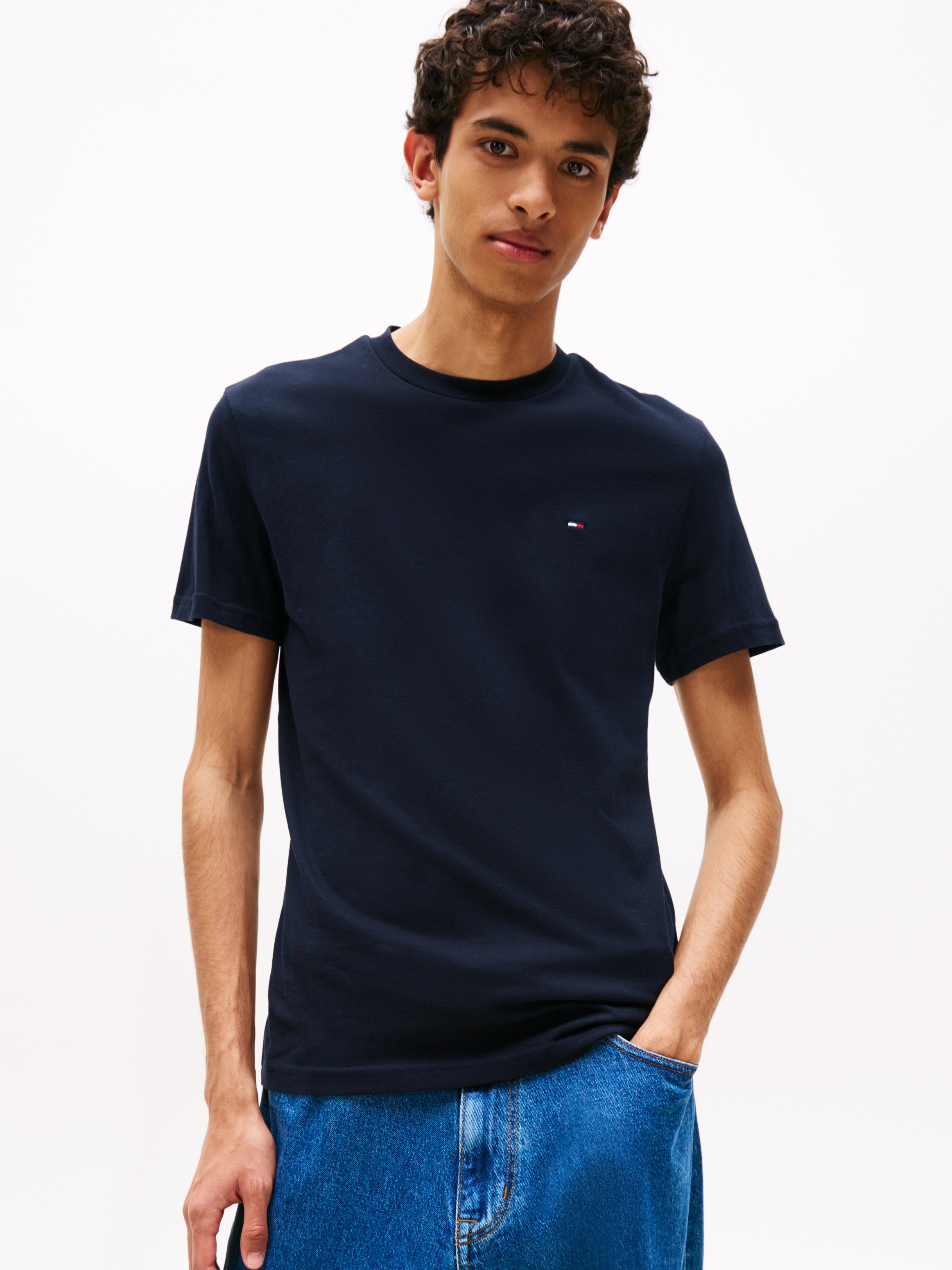 Tommy Jeans Rundhalsshirt »TJM XSLIM 2PACK JERSEY TEE EXT«, (Packung, 2er-Pack), Logostickerei, 2Pack