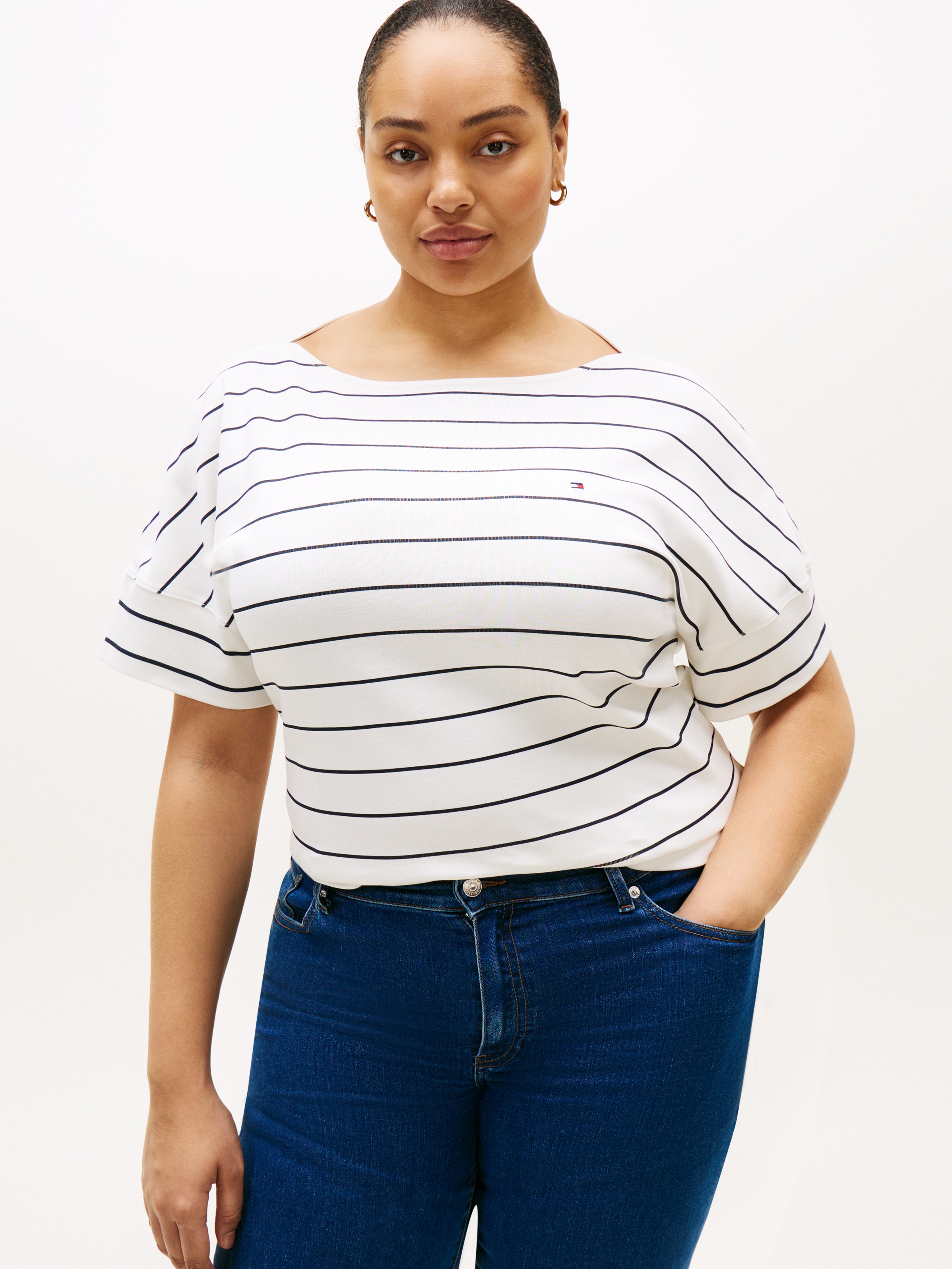 Image of Tommy Hilfiger Curve Kurzarmshirt "CRV MDRN CODY CAP SLV C-NK TEE" in grossen Grössen