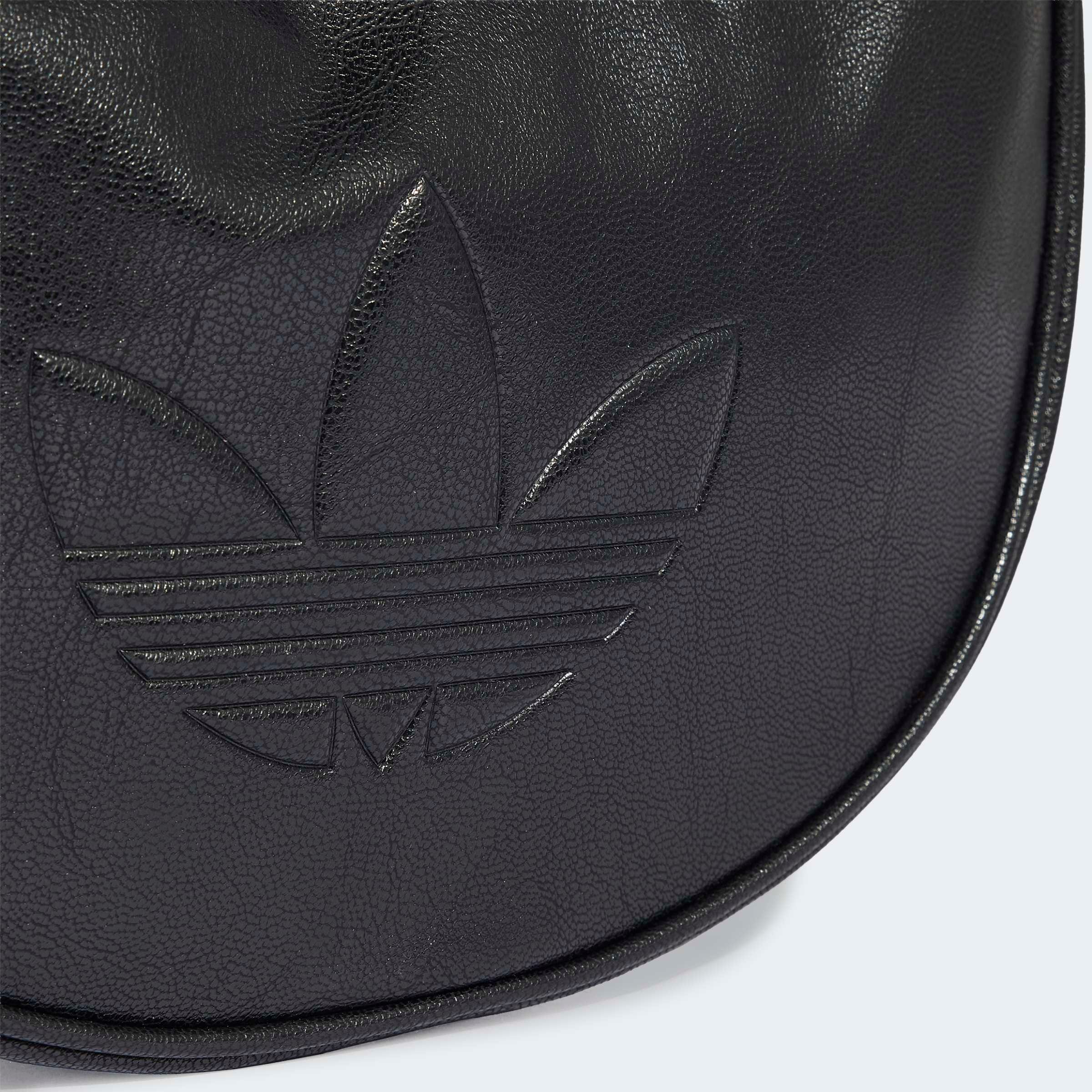 adidas Originals Sac de sport »ADICOLOR, METALLIC-PU, HALBMONDFÖRMIG«