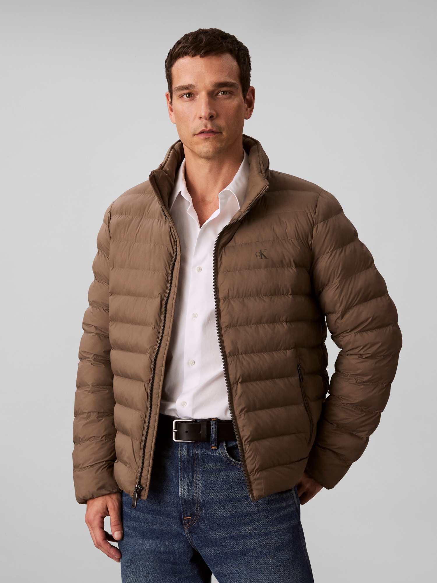 Image of Calvin Klein Jeans Steppjacke "LS NYLN MD WT HDD F" mit Kapuze Regular fit mit Kapuze im Kragen