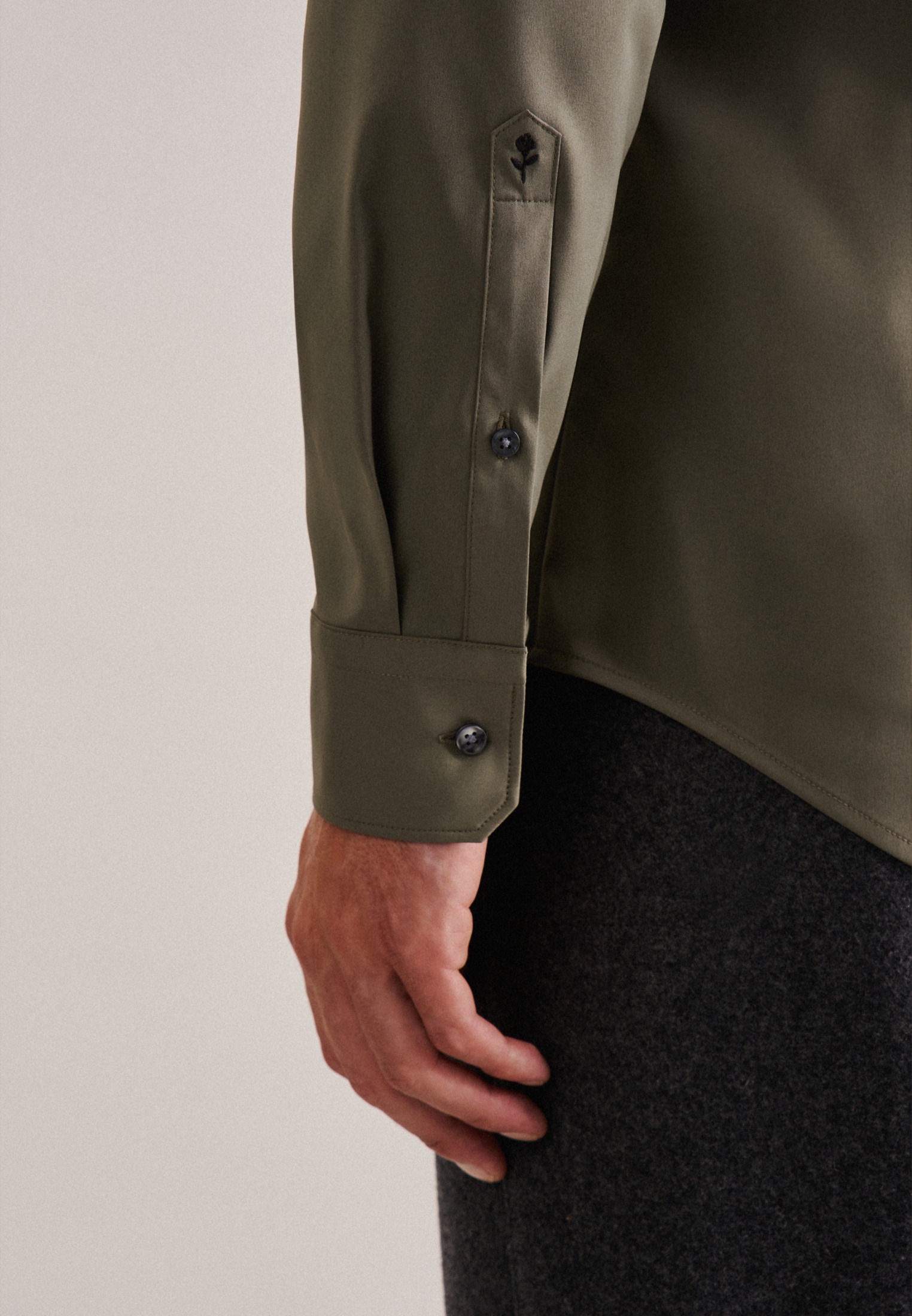 seidensticker Chemise d'affaires »Schwarze Rose« Slim 1/1 Kentkragen Uni