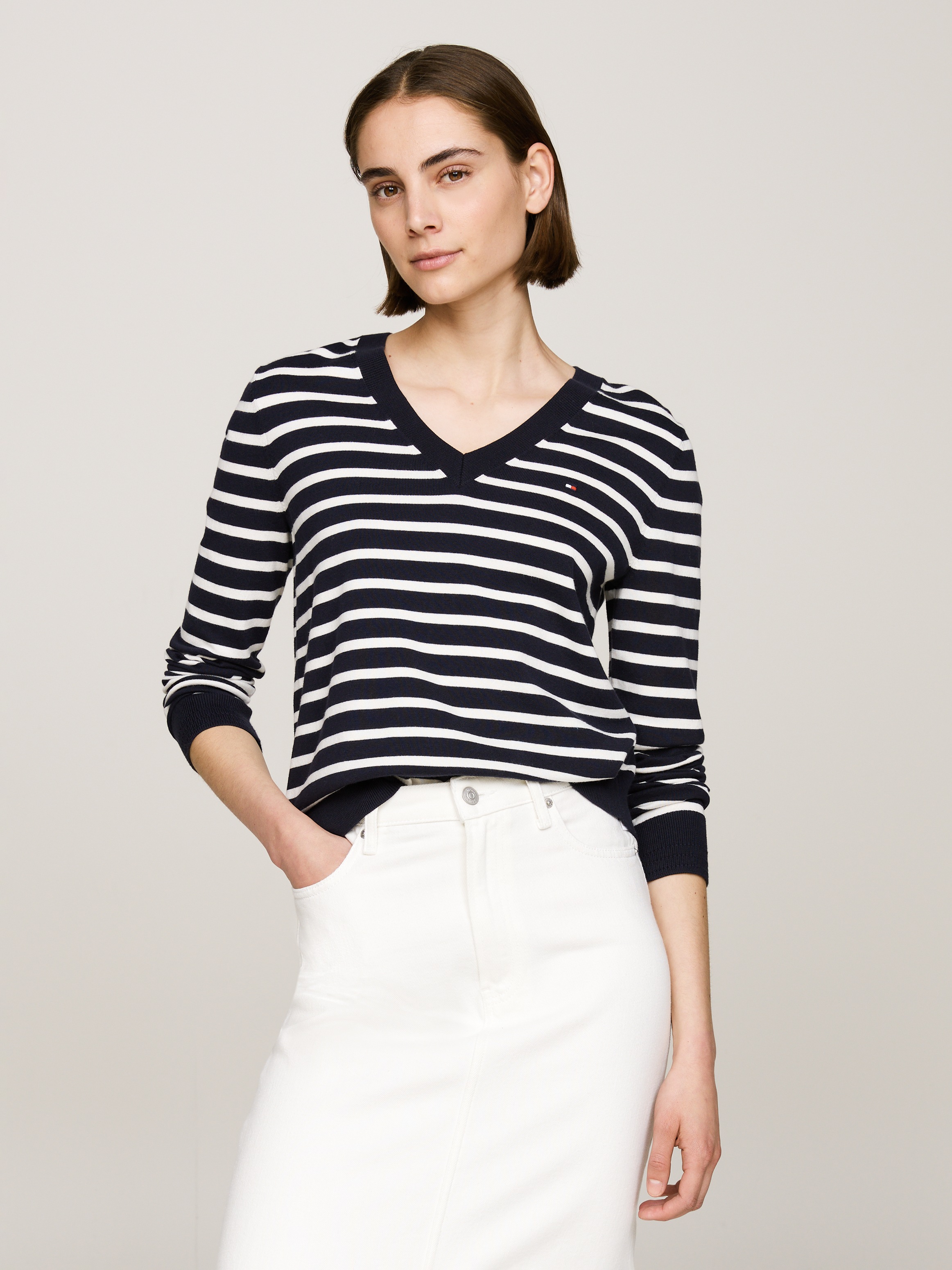 Tommy Hilfiger V-Ausschnitt-Pullover »CO JERSEY STITCH V-NK SWEATER mit V-Ausschnitt und Ripp«, unifarben, casual, regular fit, Baumwollmix, V-Ausschnitt