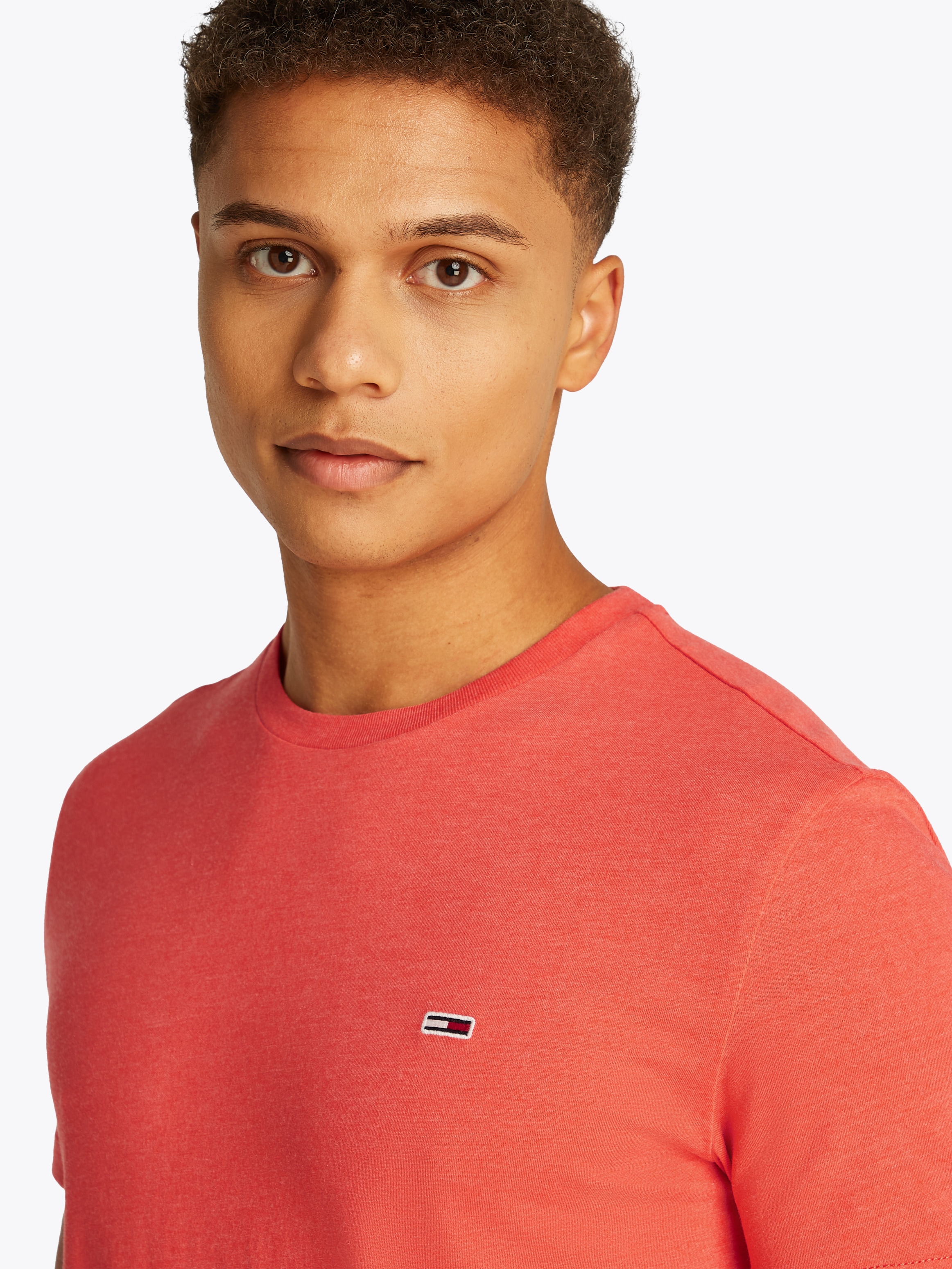 Tommy Jeans T-Shirt »TJM XSLIM JASPE HTR TEE EXT«, Mit Rundhalsausschnitt