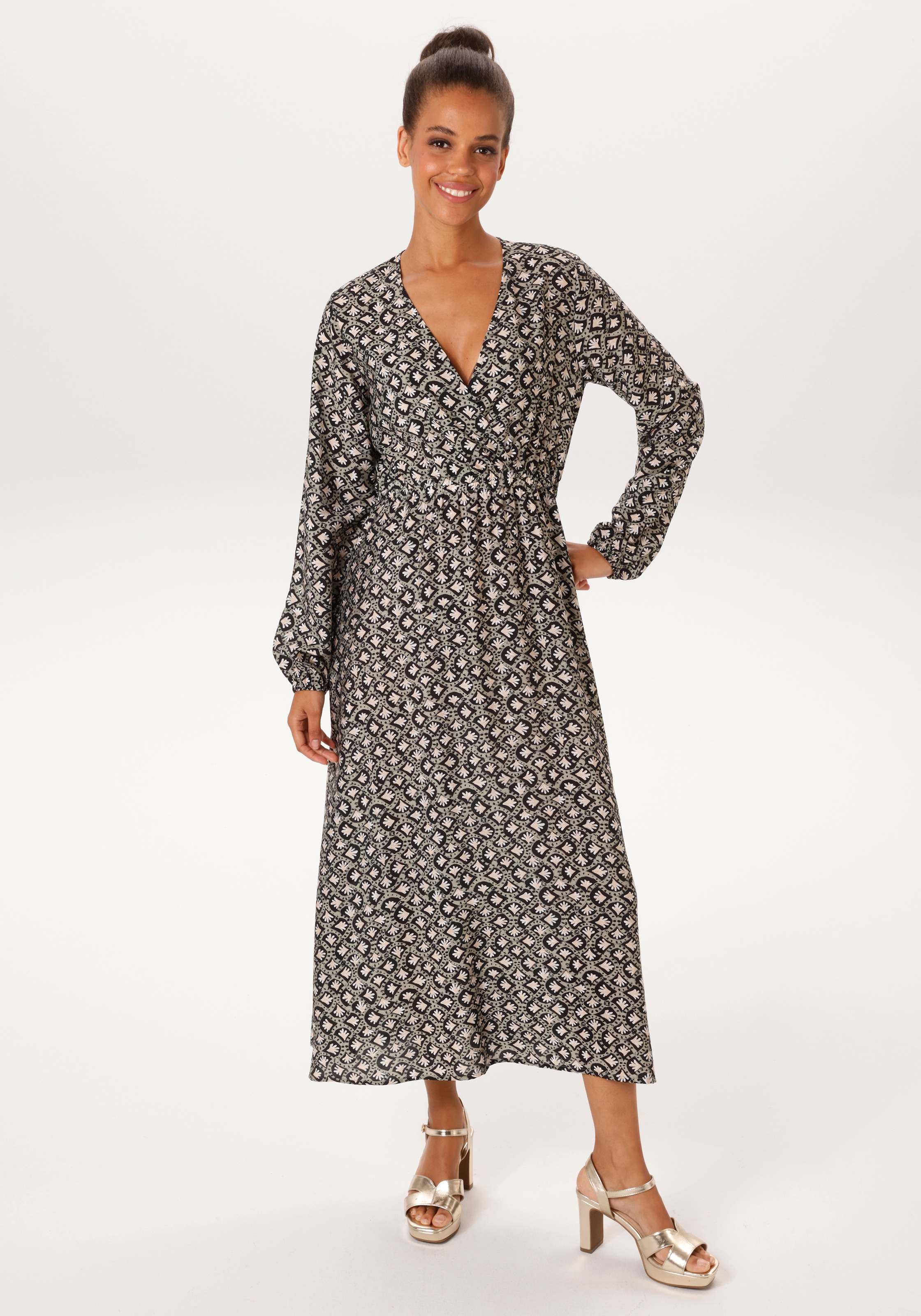 Image of Aniston CASUAL Maxikleid mit fantasievollen, grafischen Druck