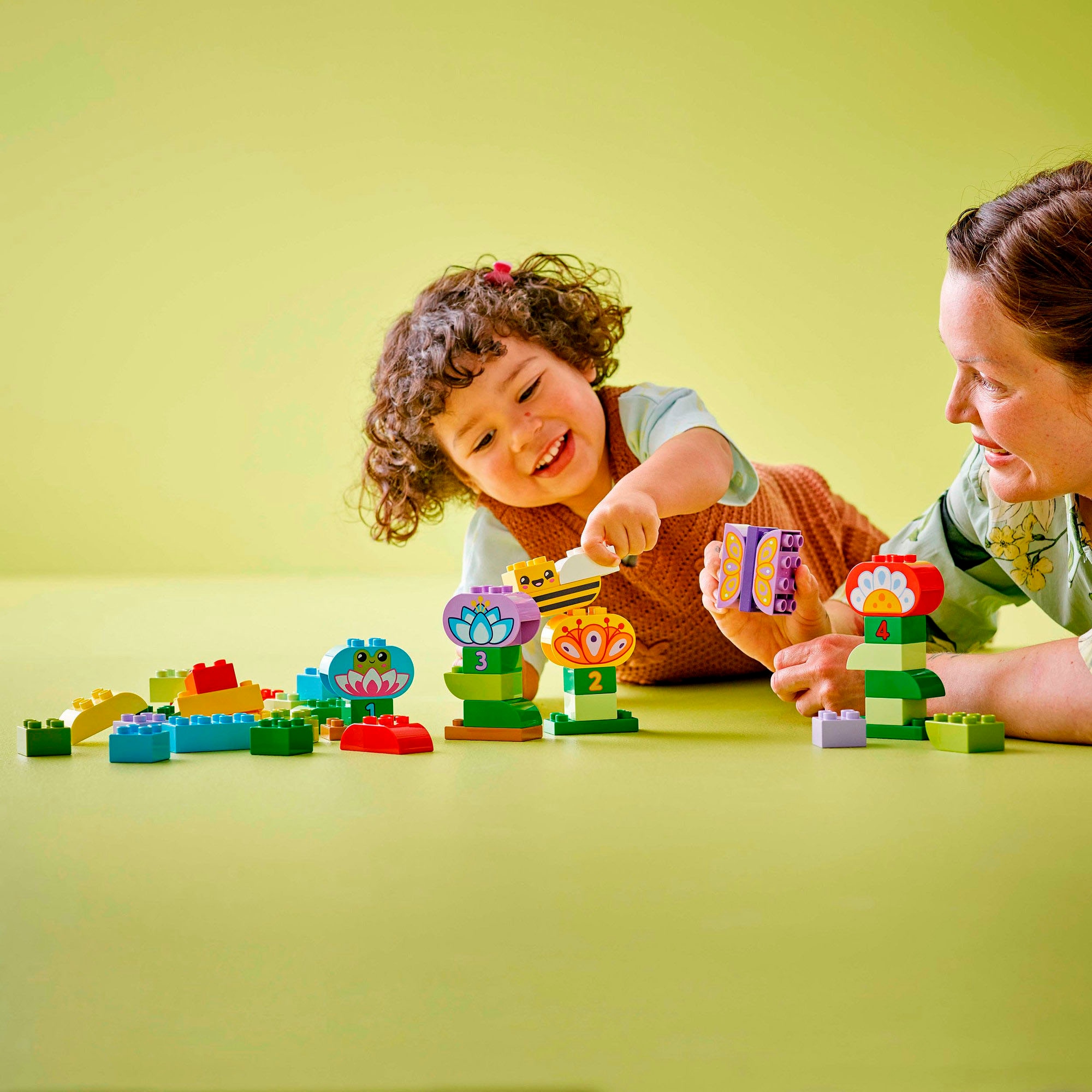 LEGO® Konstruktionsspielsteine »Kreativer Blumengarten (10444), LEGO DUPLO Town« Made in Europe