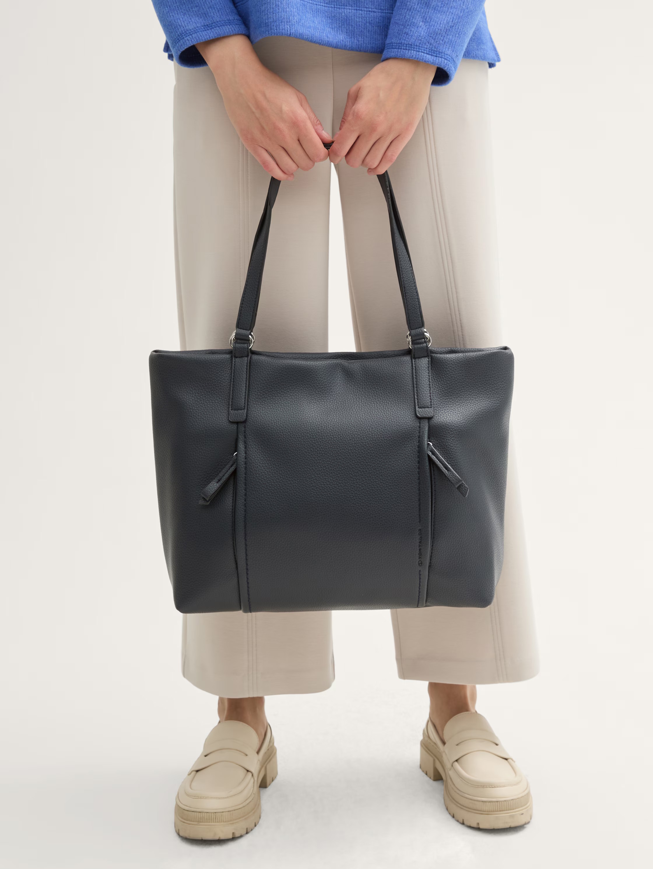 TOM TAILOR Shopper "Beca" aus hochwertigem Kunstleder mit funktionalen Details