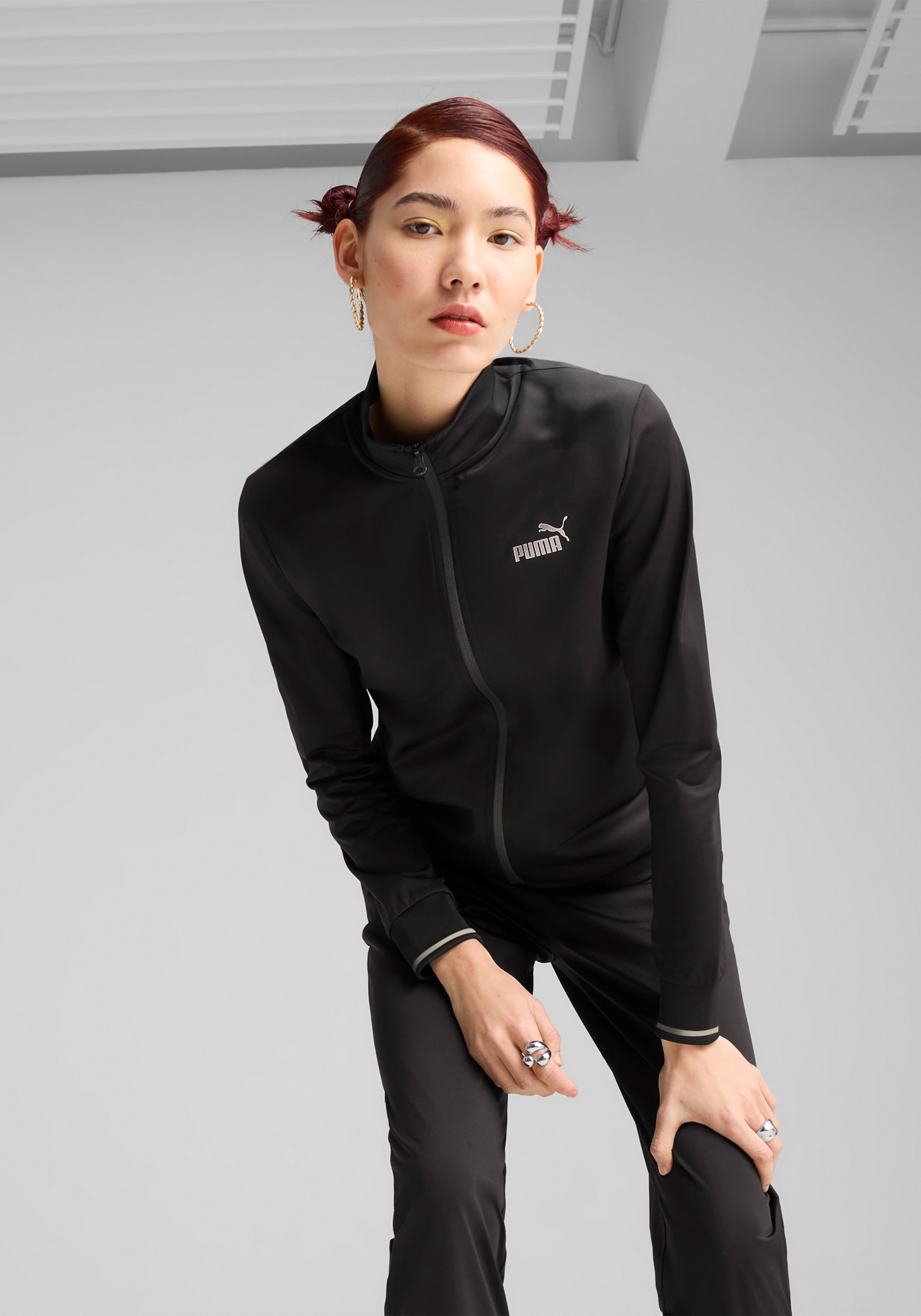 PUMA Trainingsanzug »METALLIC FULL-ZIP TRACKSUIT TR CL« 2 tlg. mit Reissverschluss, ohne Kapuze, aus Sweatware-Material