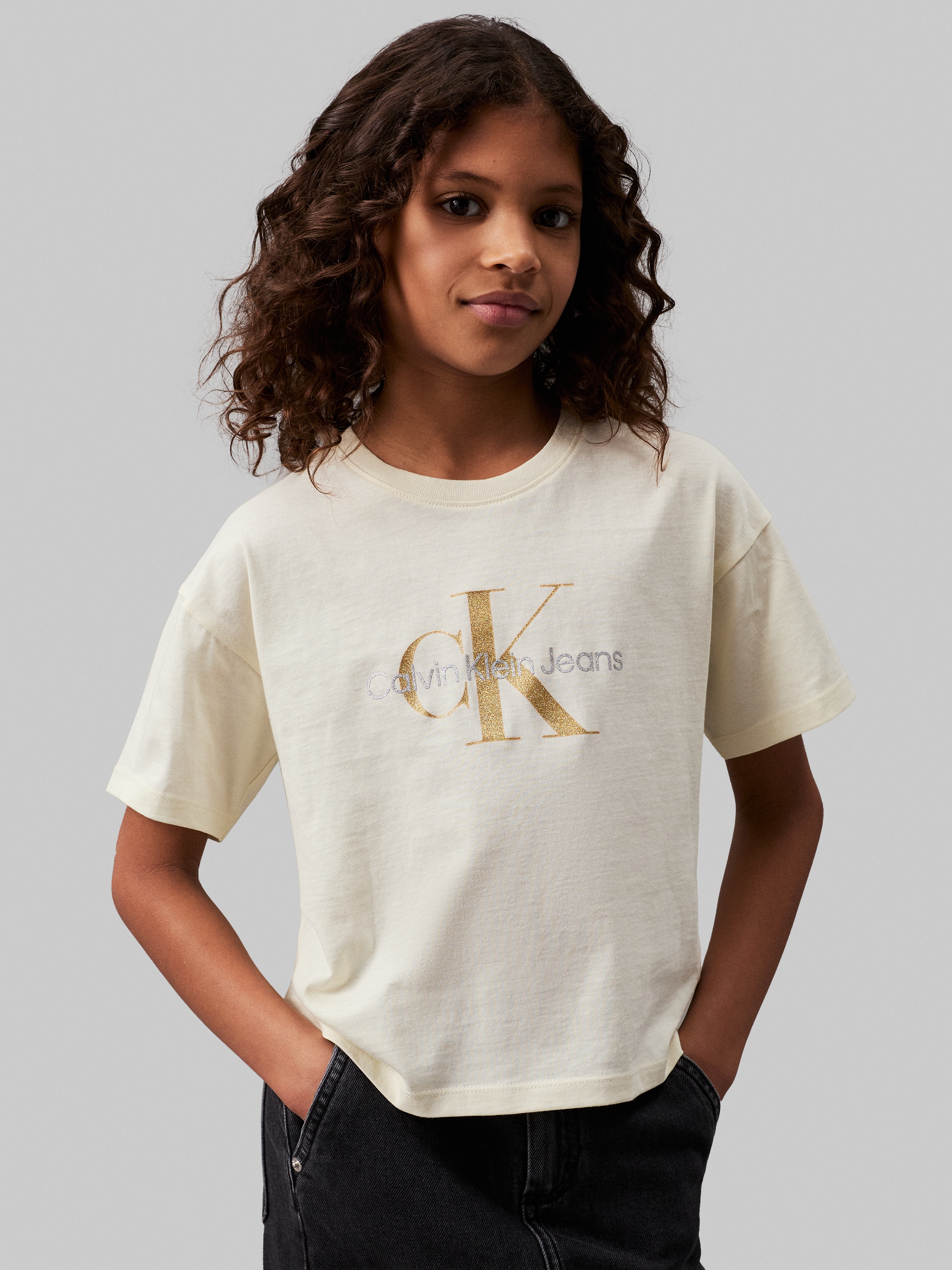 Calvin Klein Jeans T-Shirt »GLITTER MONOGRAM BOXY SS T-SHIRT«, für Kinder bis 16 Jahre mit glitzerndem Markenlabel