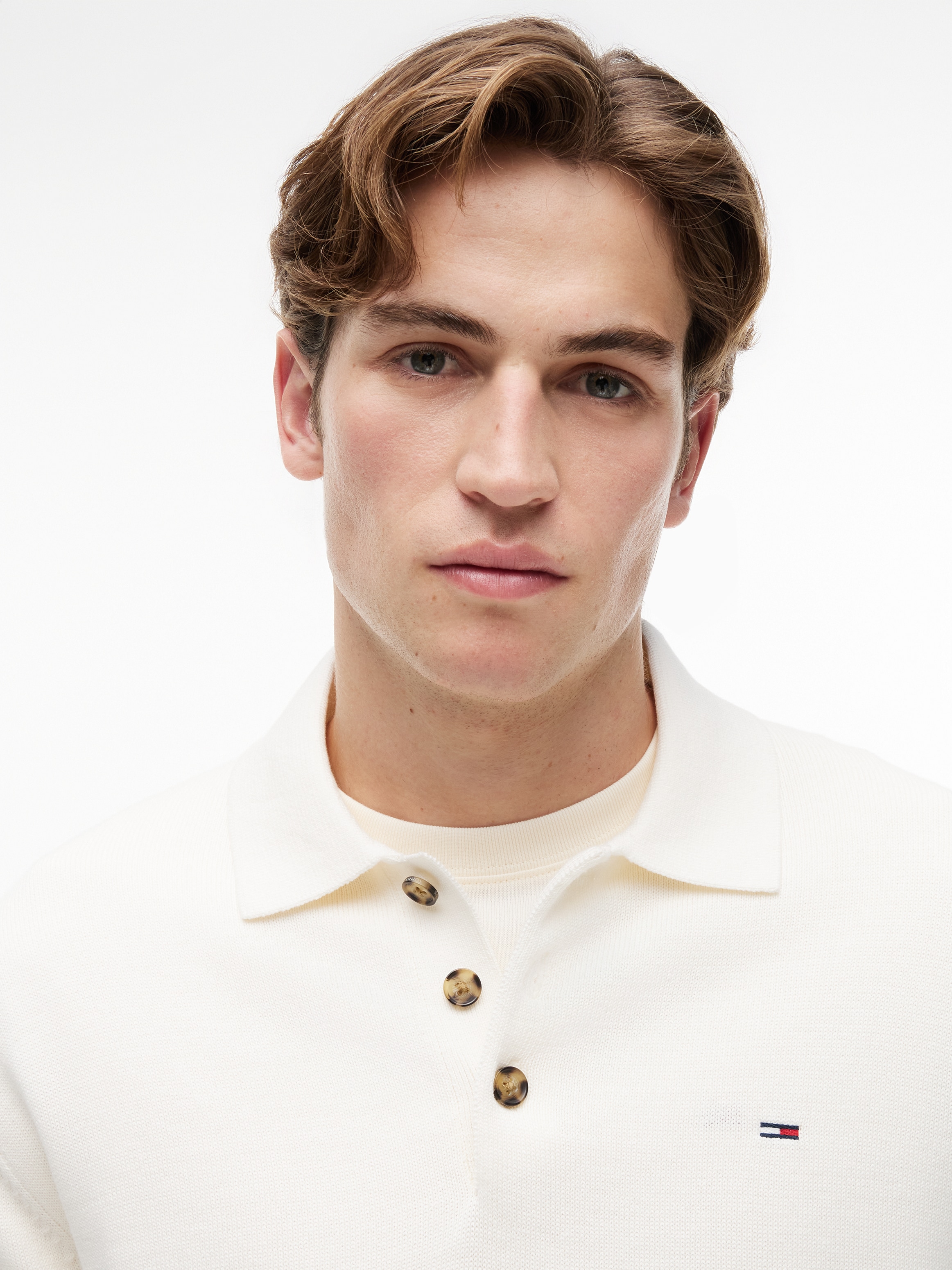 Tommy Jeans Pull à col polo »TJM SLIM ESSENTIAL POLO SWEATER« avec broderie du logo
