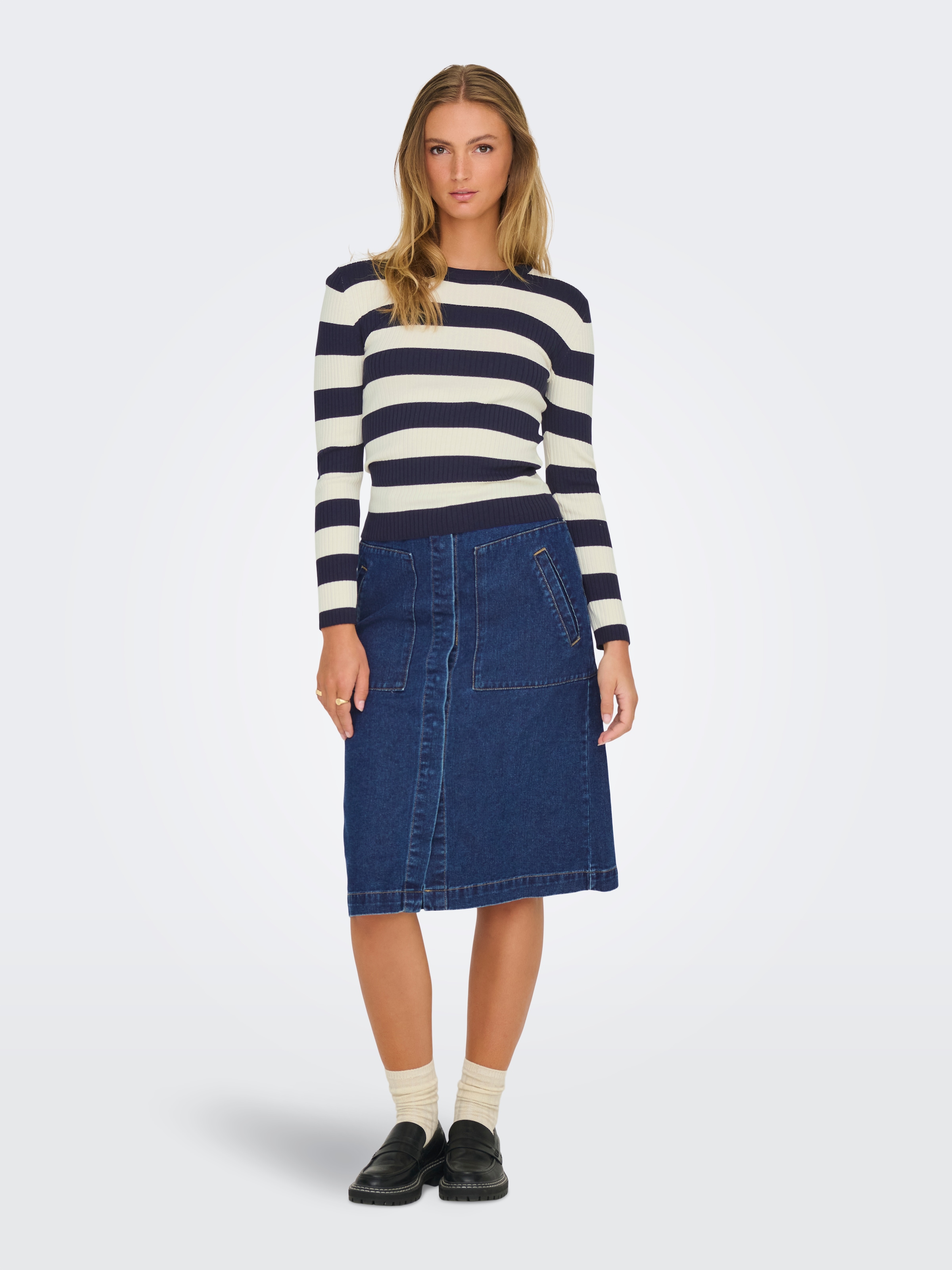 JDY Pull à col rond »JDYPLUM L/S O-NECK PULLOVER KNT NOOS«