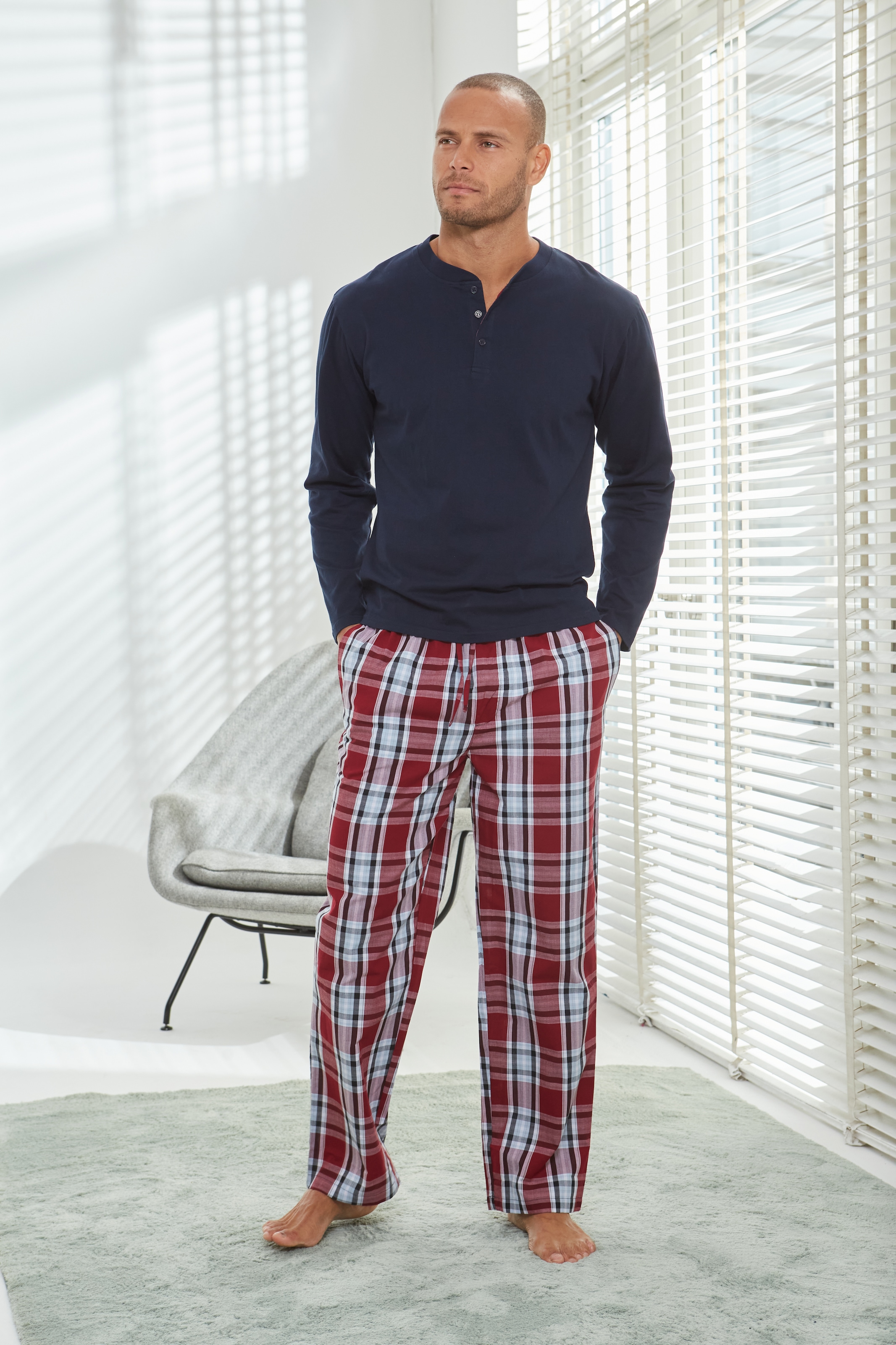 Image of H.I.S Pyjama 1 Stück, 2 tlg. Schlafanzug in langer Form mit Webhose