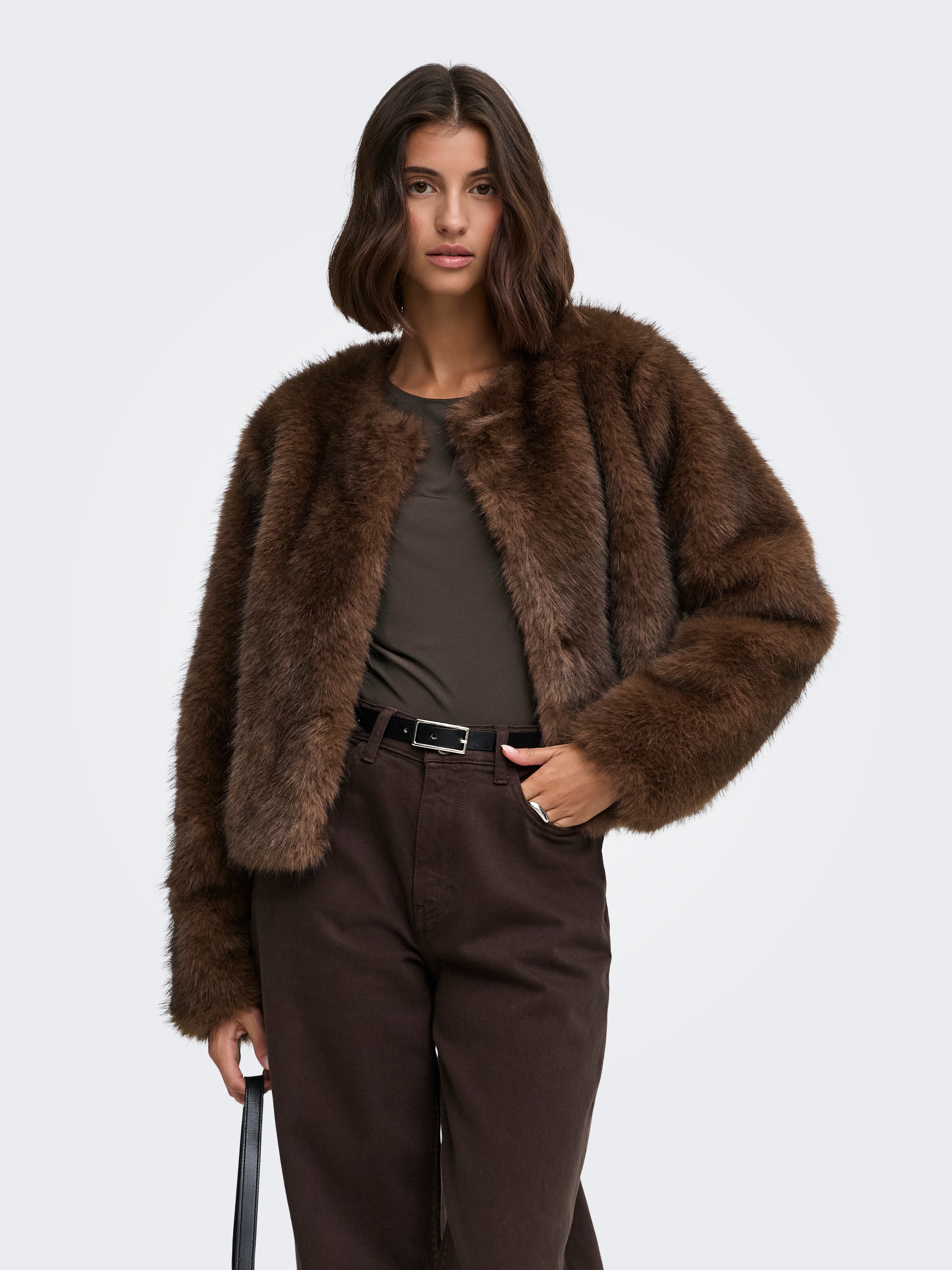 Image of JDY Fellimitatjacke "JDYAMY FAUX FUR SHORT JACKET OTW" Polyester