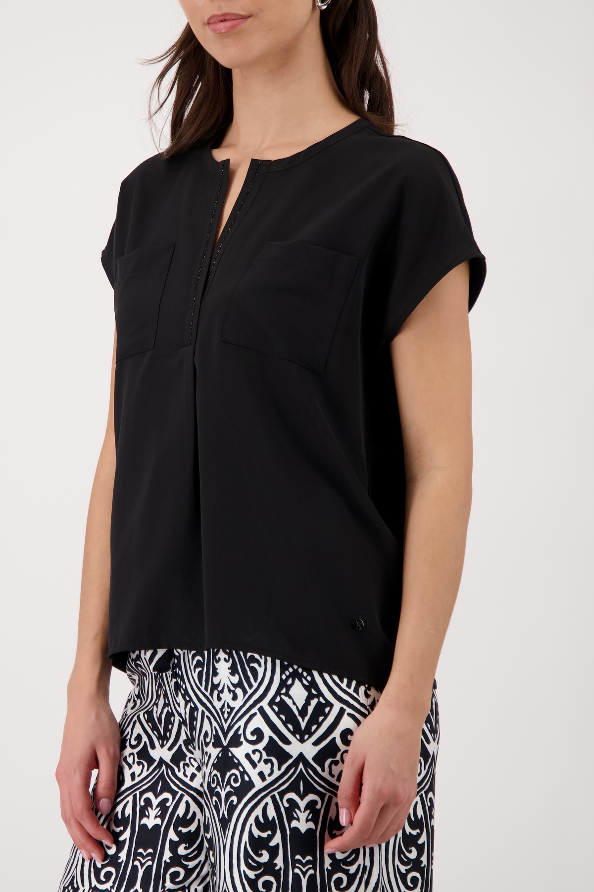 Image of Monari Schlupfbluse Regular fit mit Schmuckdetails