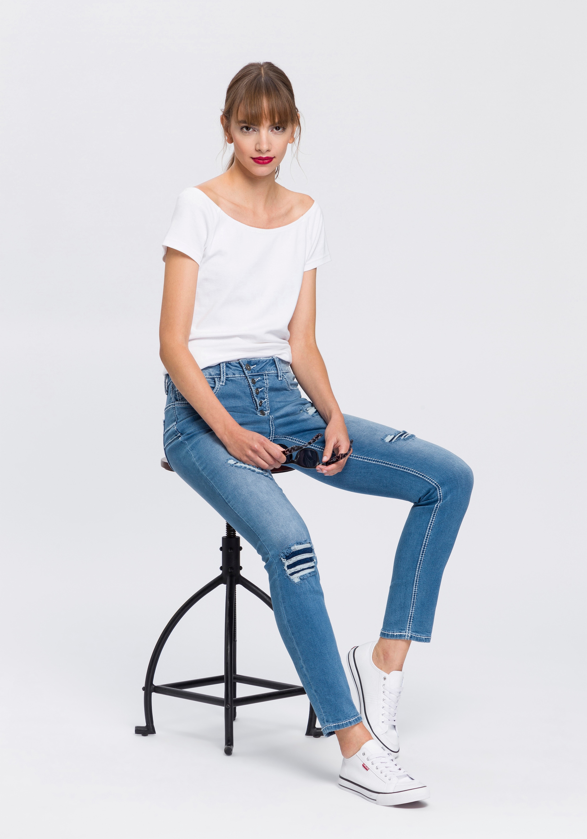 sichtbarer, Slim-fit-Jeans Mid »mit Arizona Waist schräger Knopfleiste«, Trouver sur