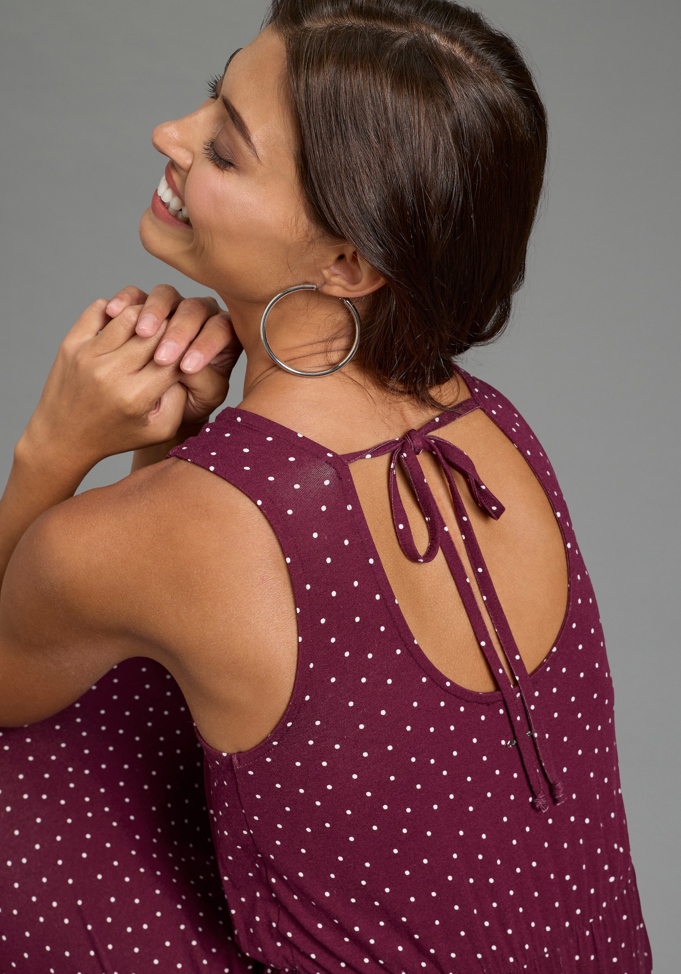 Laura Scott Robe d'été bodennah geschnitten, für warme Tage, aus Single Jersey, geblümt