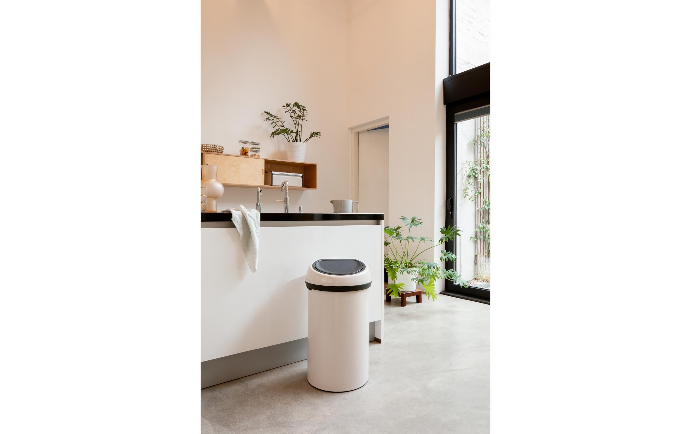 Brabantia Mülleimer »Touch Bin 60 Liter Soft Beige«, 1 Behälter