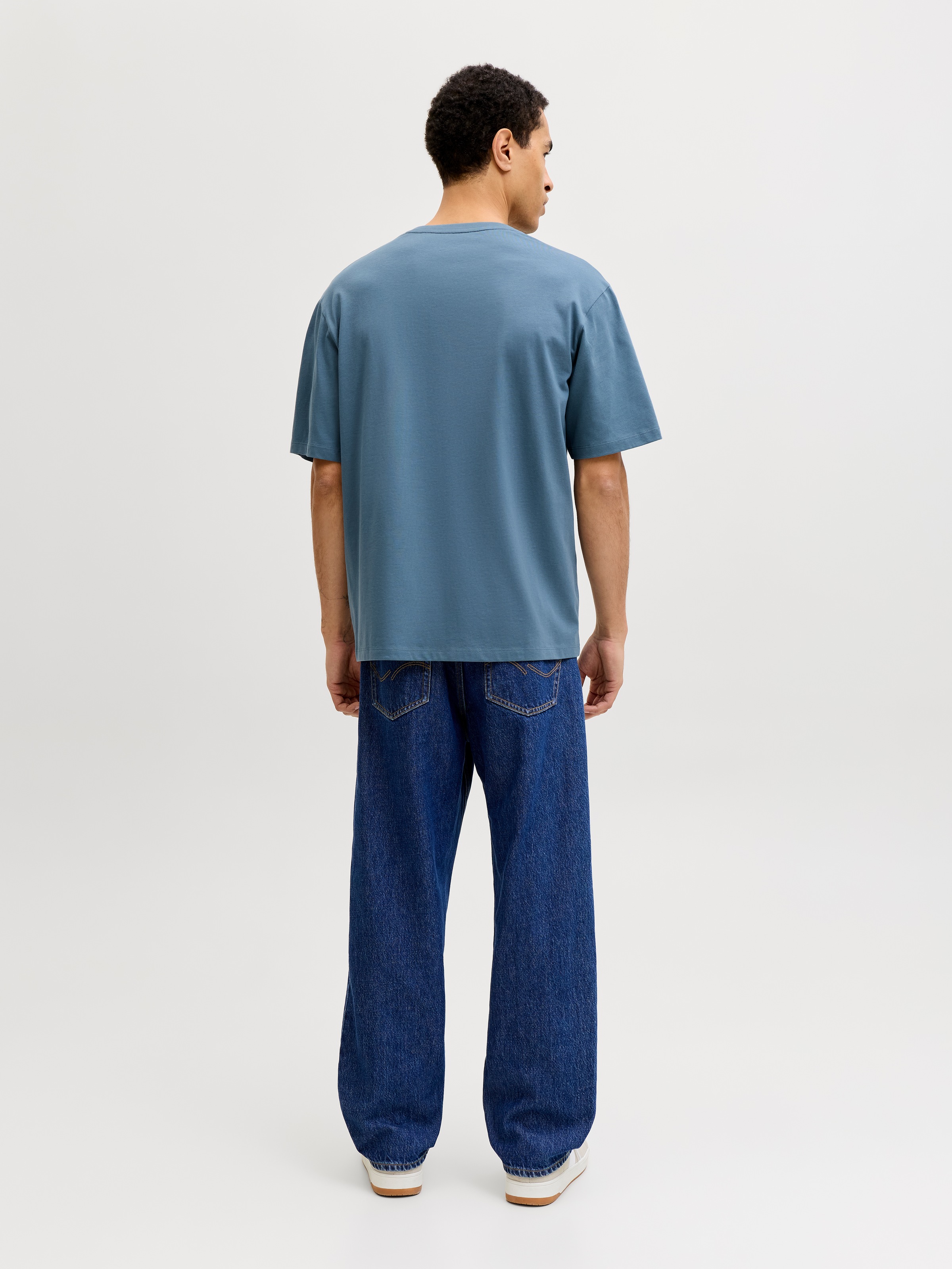 Jack & Jones Rundhalsshirt »JJEDOVER DENIM TEE SS O-NECK SN« mit Logobranding