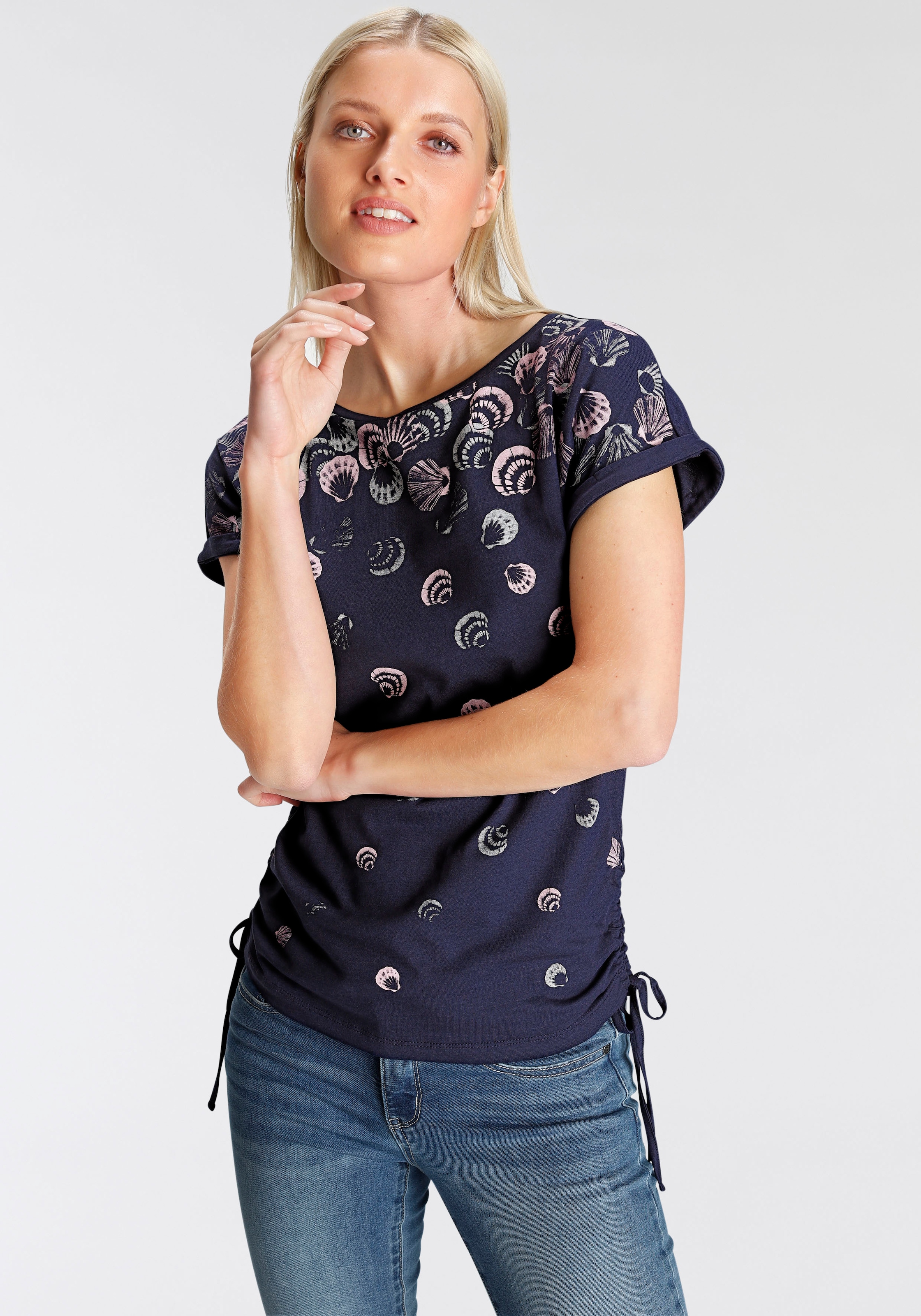 ♕ DELMAO T-Shirt, mit seitlichen Raffungen in verschiedenen Druckdesigns -  NEUE MARKE versandkostenfrei auf