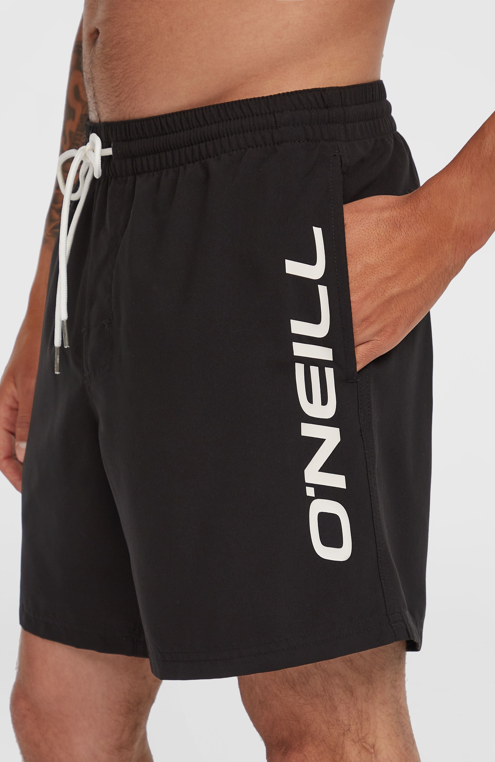 Image of ONeill Badeshorts "CALI SHORTS WATER and SUN" mit Seiten- und Gesässtaschen, schnell trocknendes Material