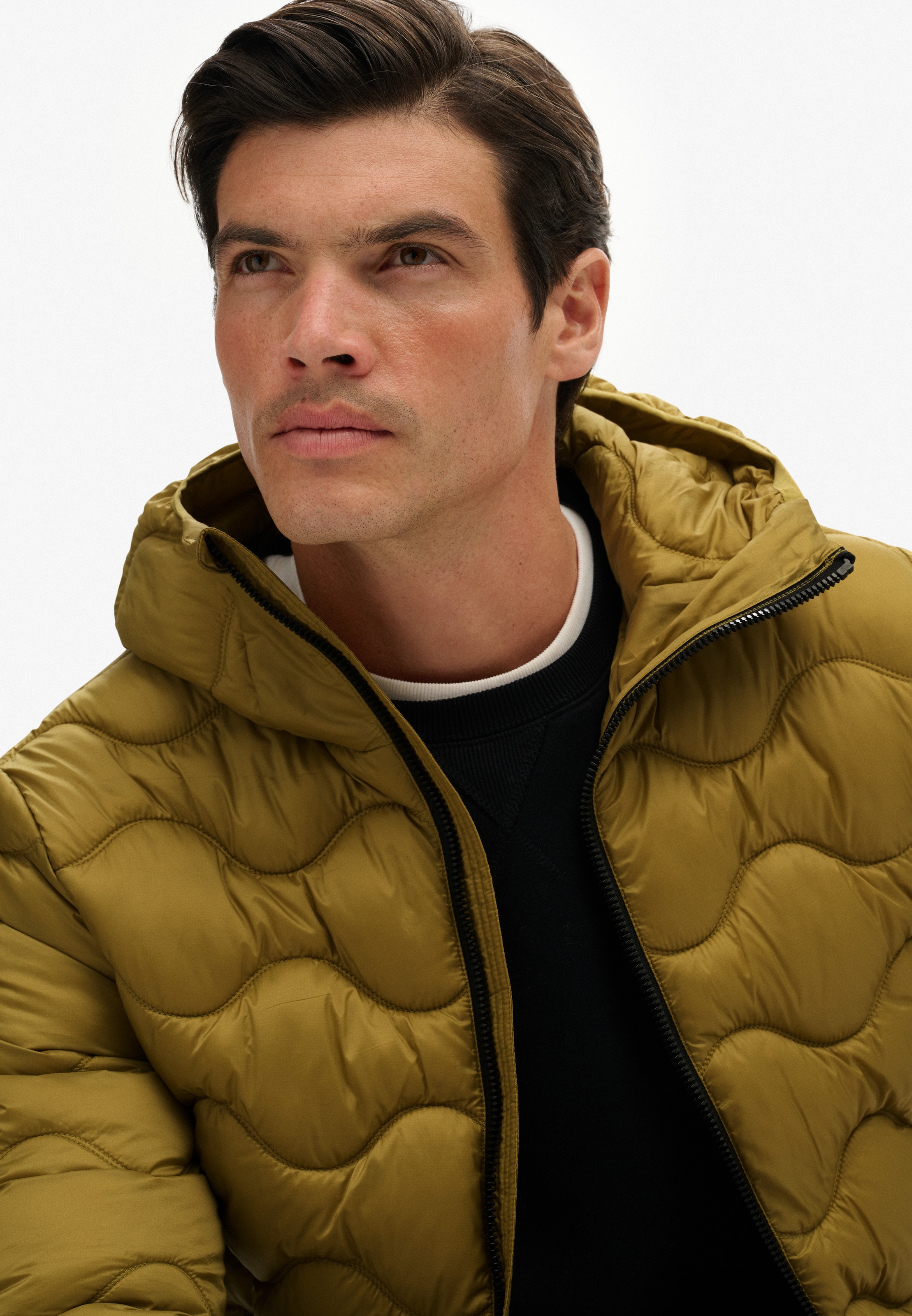 Superdry Veste matelassée »HOODED QUILTED WAVE PADDED JKT« mit Kapuze
