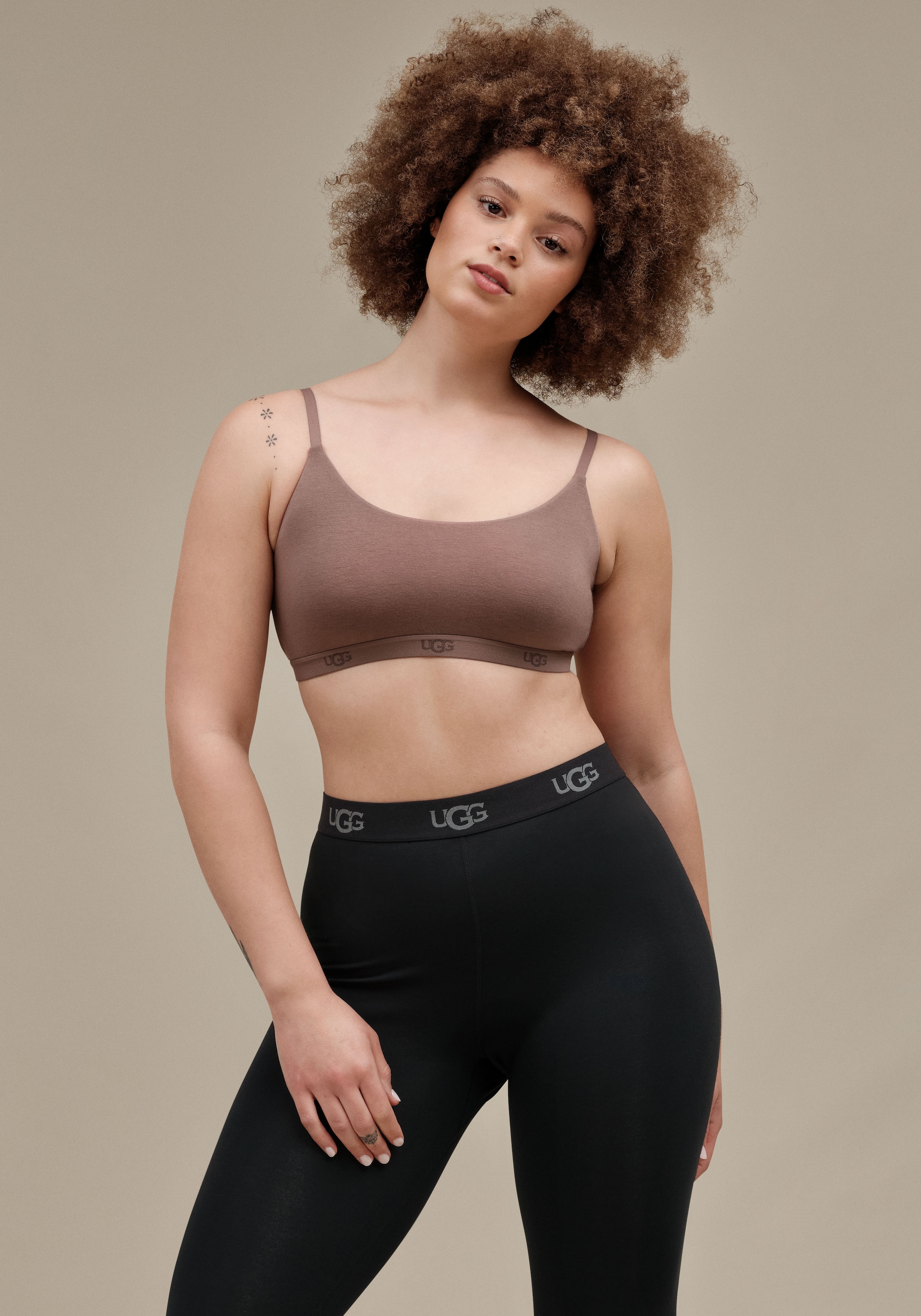 UGG Bralette »Estella Bralette«, Satinband mit Markenlogo