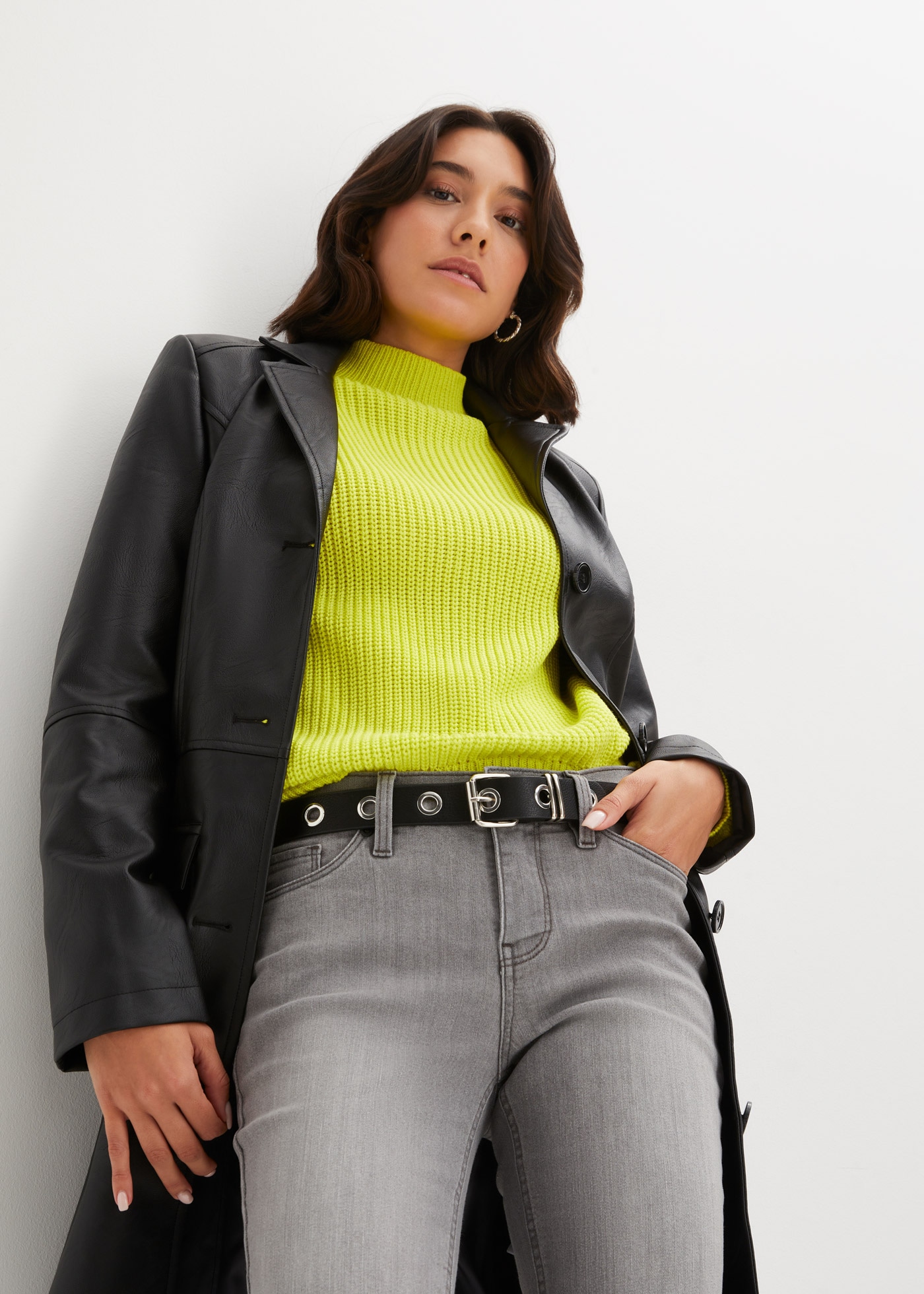 bonprix Hüftgürtel aus Polyurethan, bequeme Passform, mit dekorativen Ösen