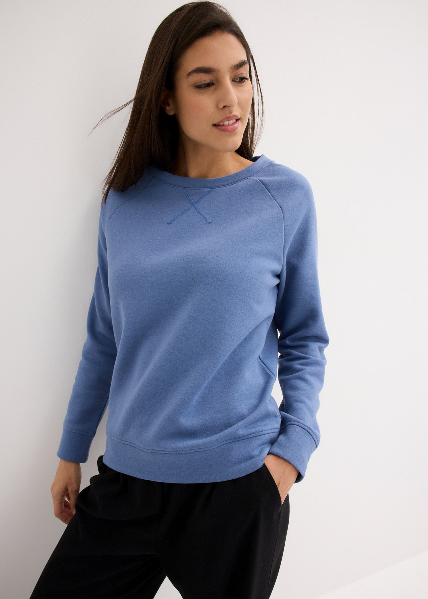 bonprix Sweatshirt »Sweatshirt«, klassischer Rundhalsausschnitt, bequeme Passform, ohne Verschluss
