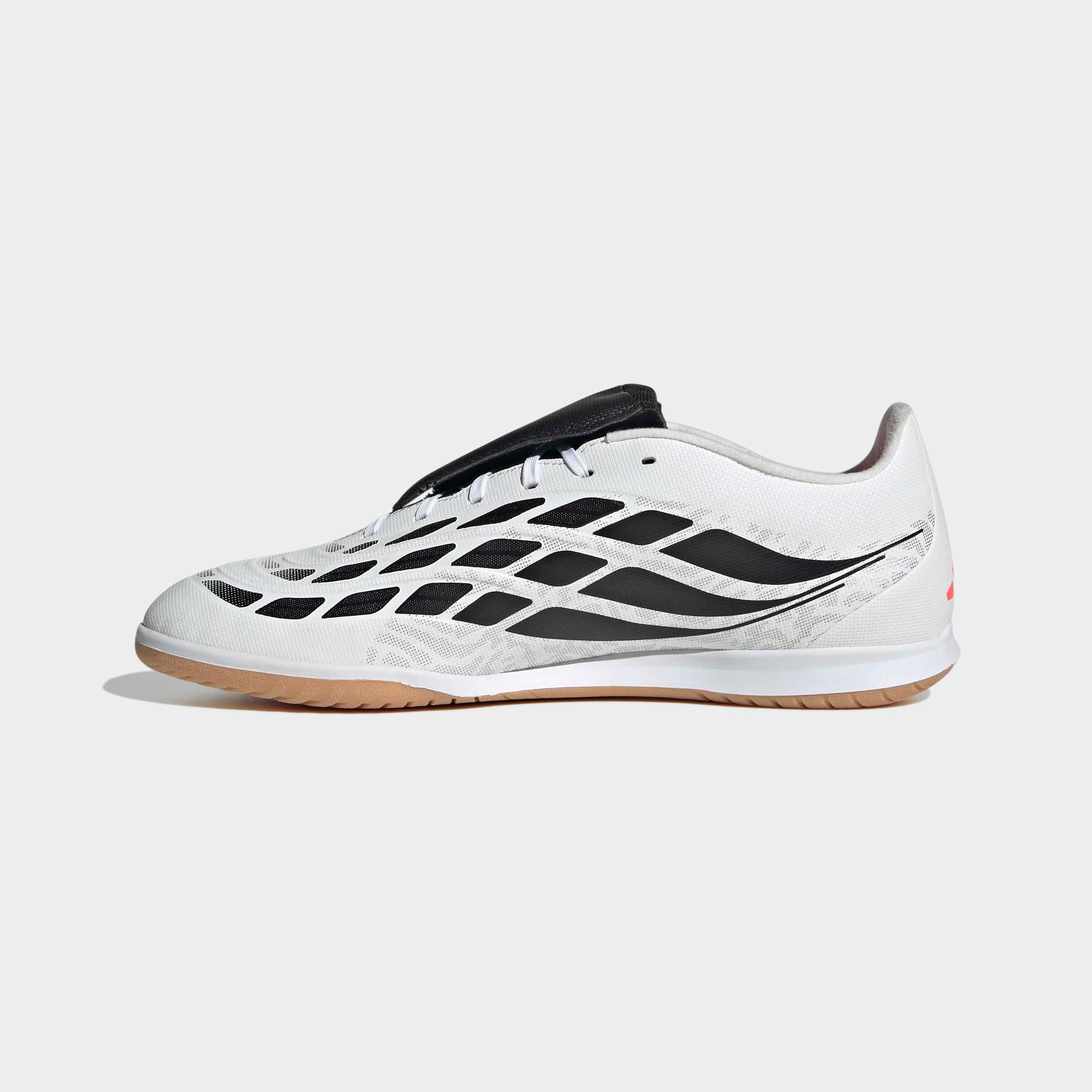 adidas Performance Chaussure de football »PREDATOR CLUB SALA , HALLENBÖDEN, UMSCHLAGBARE ZUNGE«  pour sol de salle