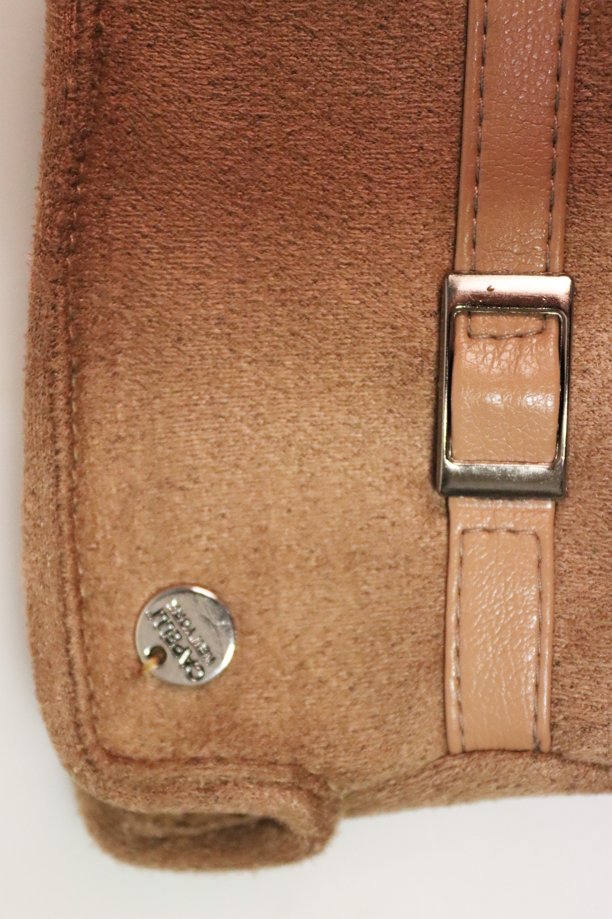 Capelli New York Fleecehandschuhe mit Zierriemen