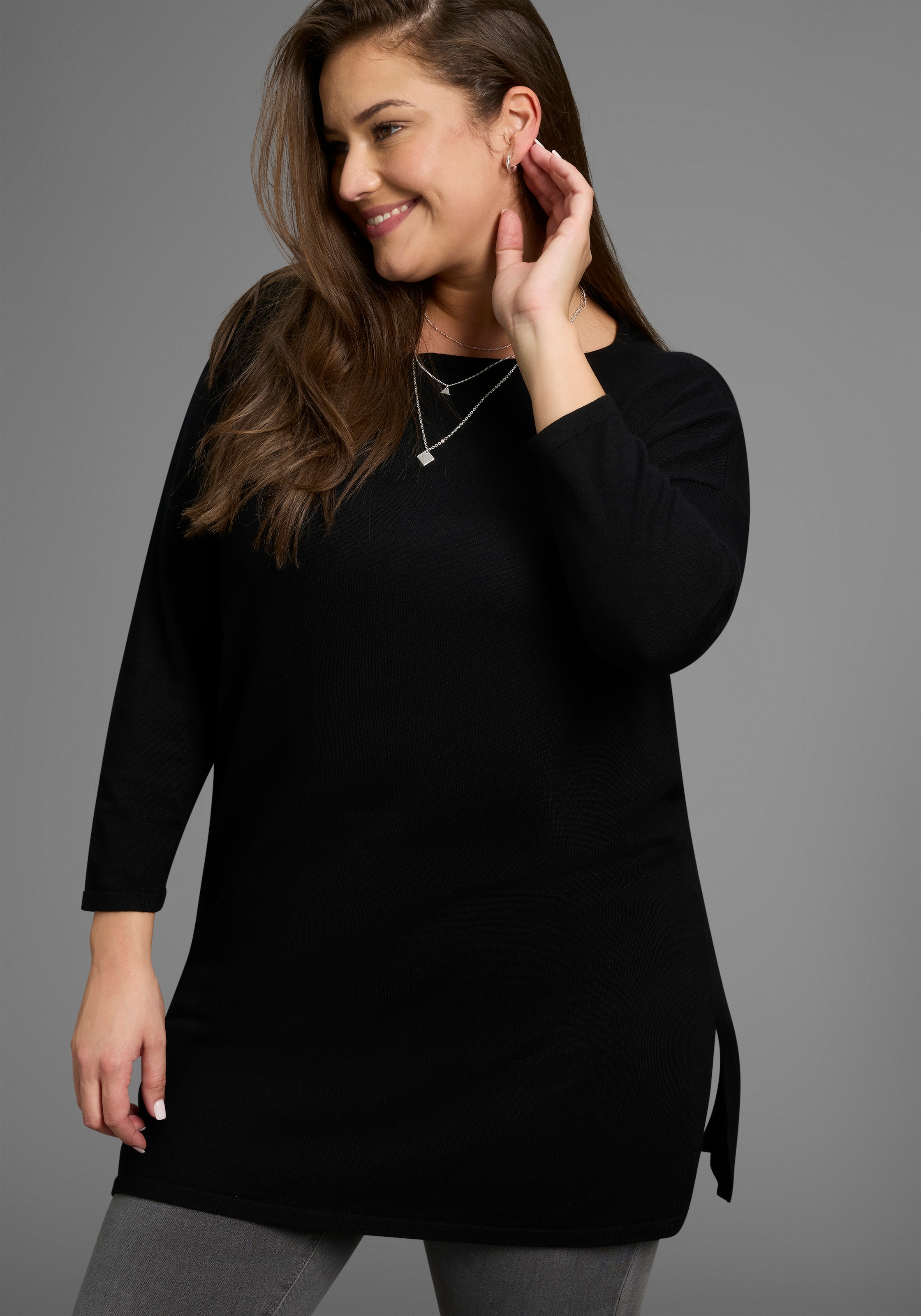 Image of Laura Scott CURVE Longpullover "Grosse Grössen" aus fliessendem Feinstrick mit seitlichem Schlitz