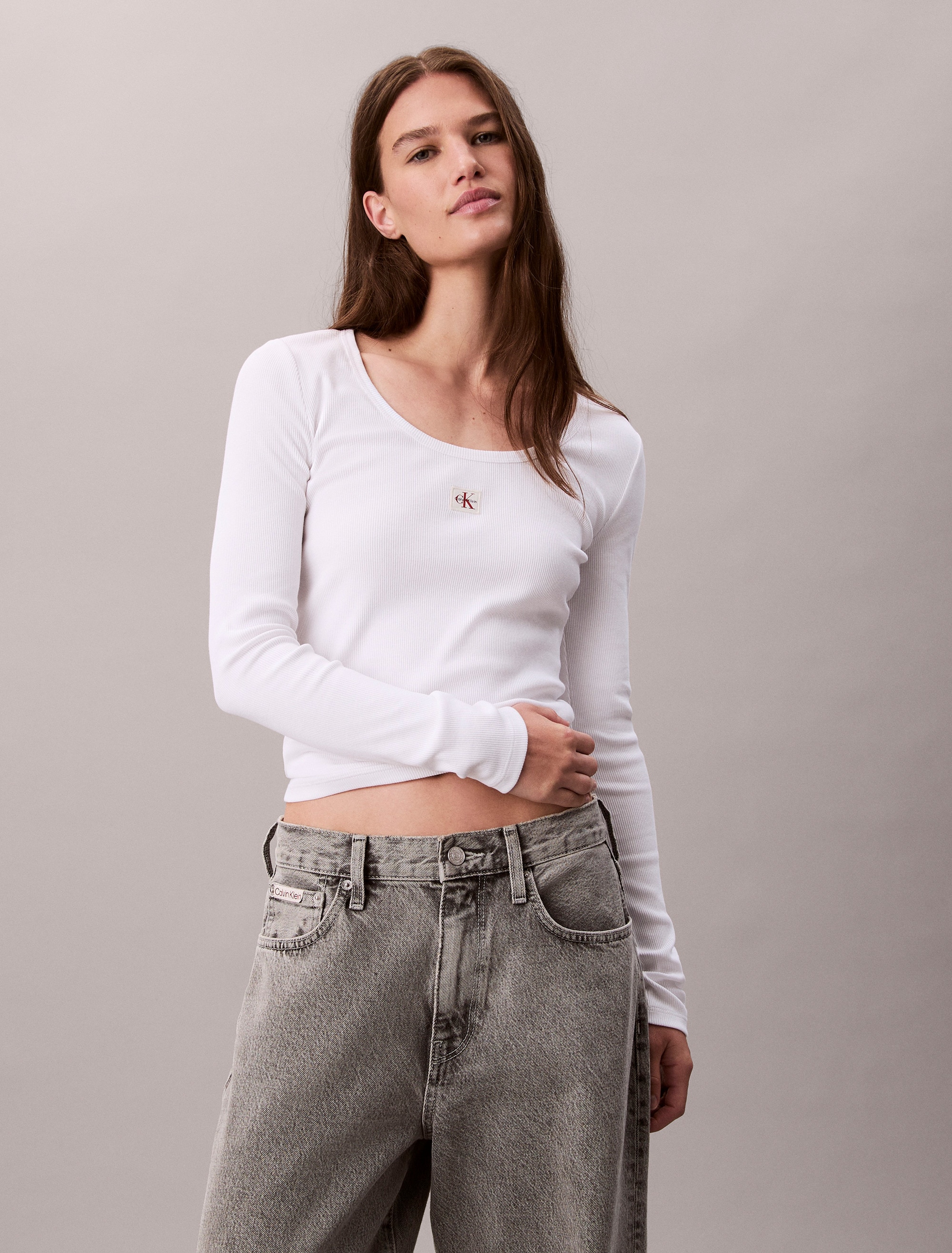 Image of Calvin Klein Jeans Langarmshirt "LS WOVEN LABEL 2X2 RIB SCOOP NEC" Mit Rundhalsausschnitt, regular fit