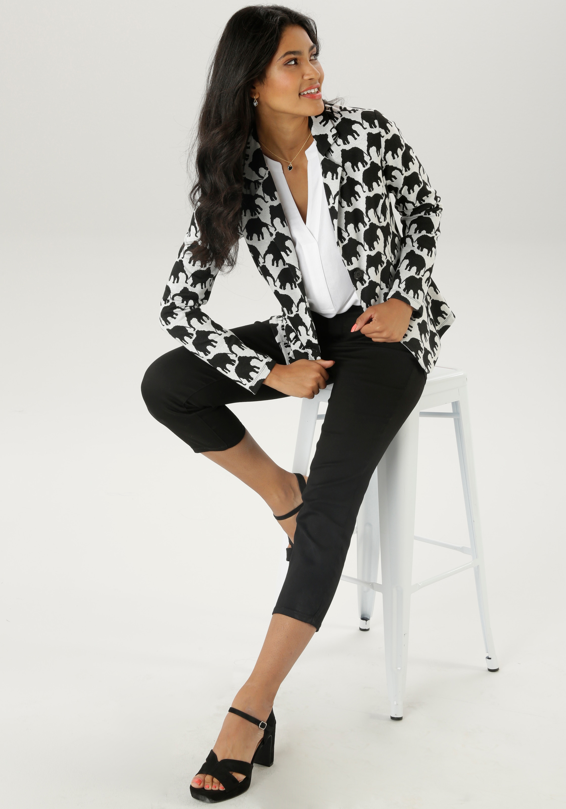 Aniston SELECTED Kurzblazer, in Jacquard-Qualität