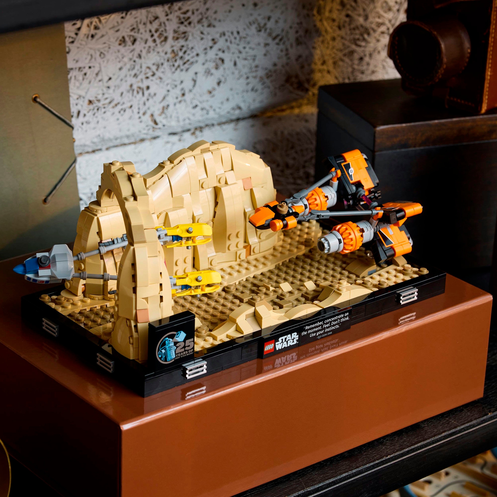 LEGO® Konstruktionsspielsteine »Podrennen in Mos Espa – Diorama (75380), LEGO Star Wars TM«, (718 St.)