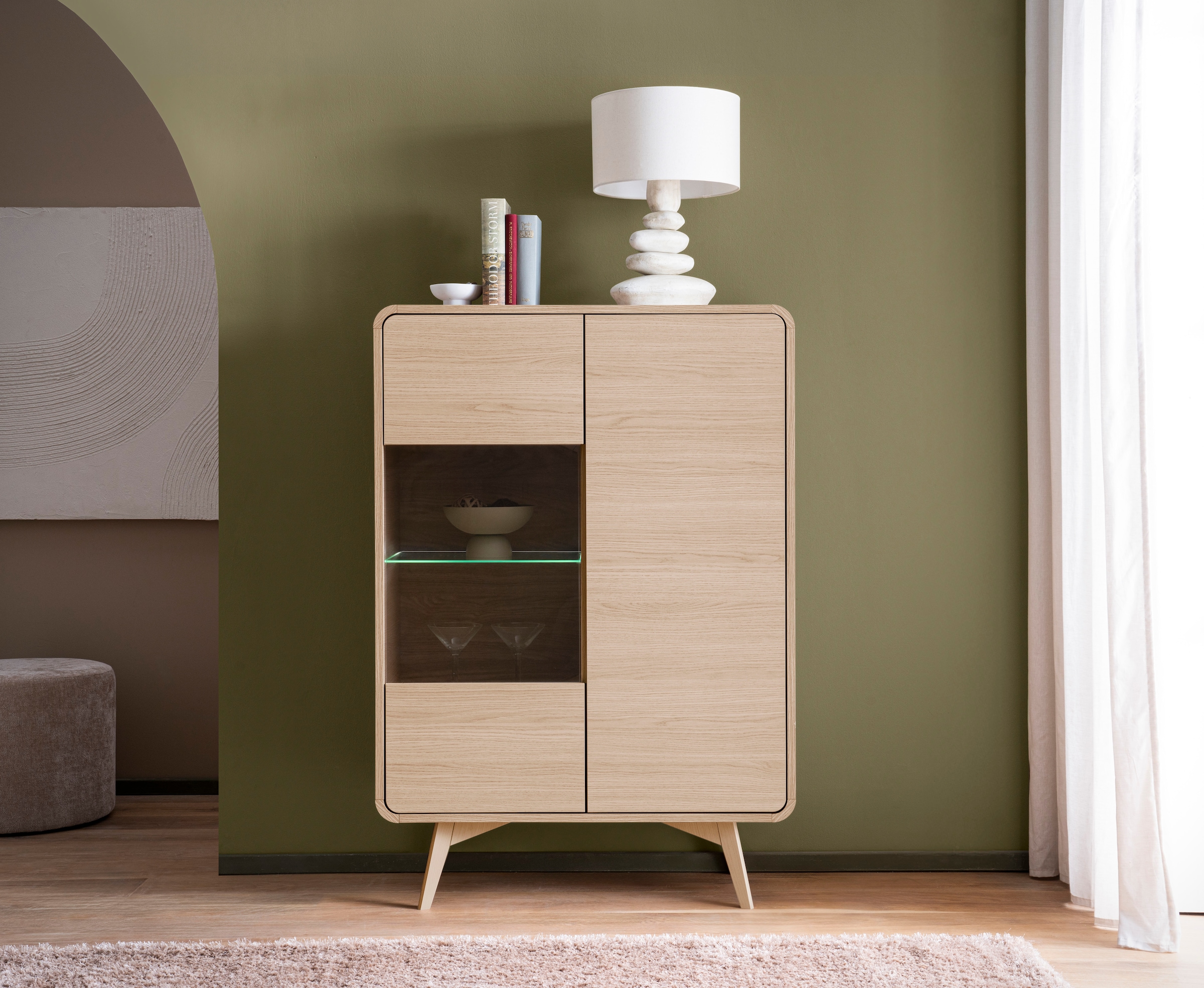 Home affaire Vitrine »Torsby, moderne Glasvitrine, Stauraumelement, Schrank« abgerundete Ecken, ausreichend Stauraum, vielseitig einsetzbar