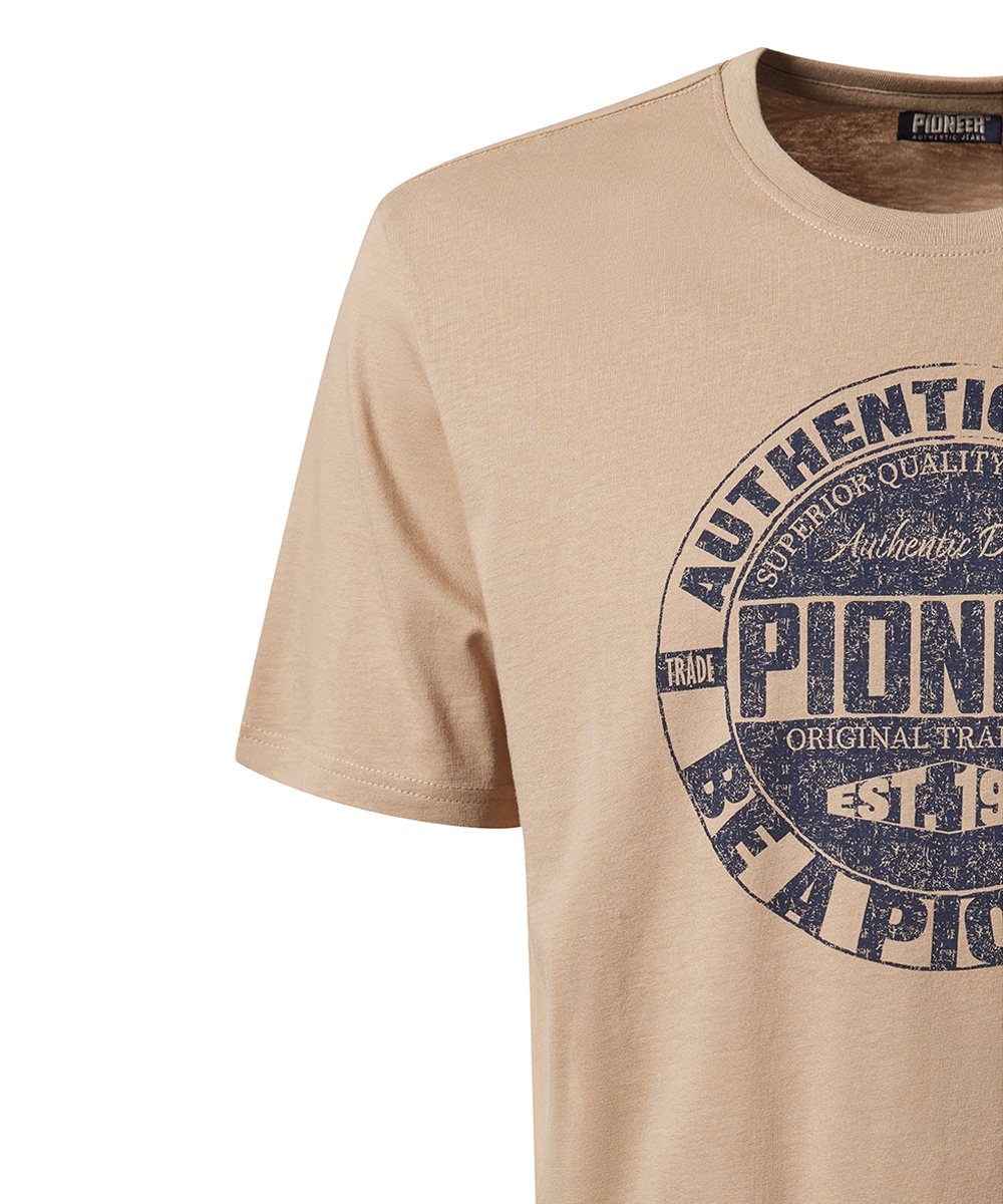 Pioneer Authentic Jeans T-shirt in normaler Passform