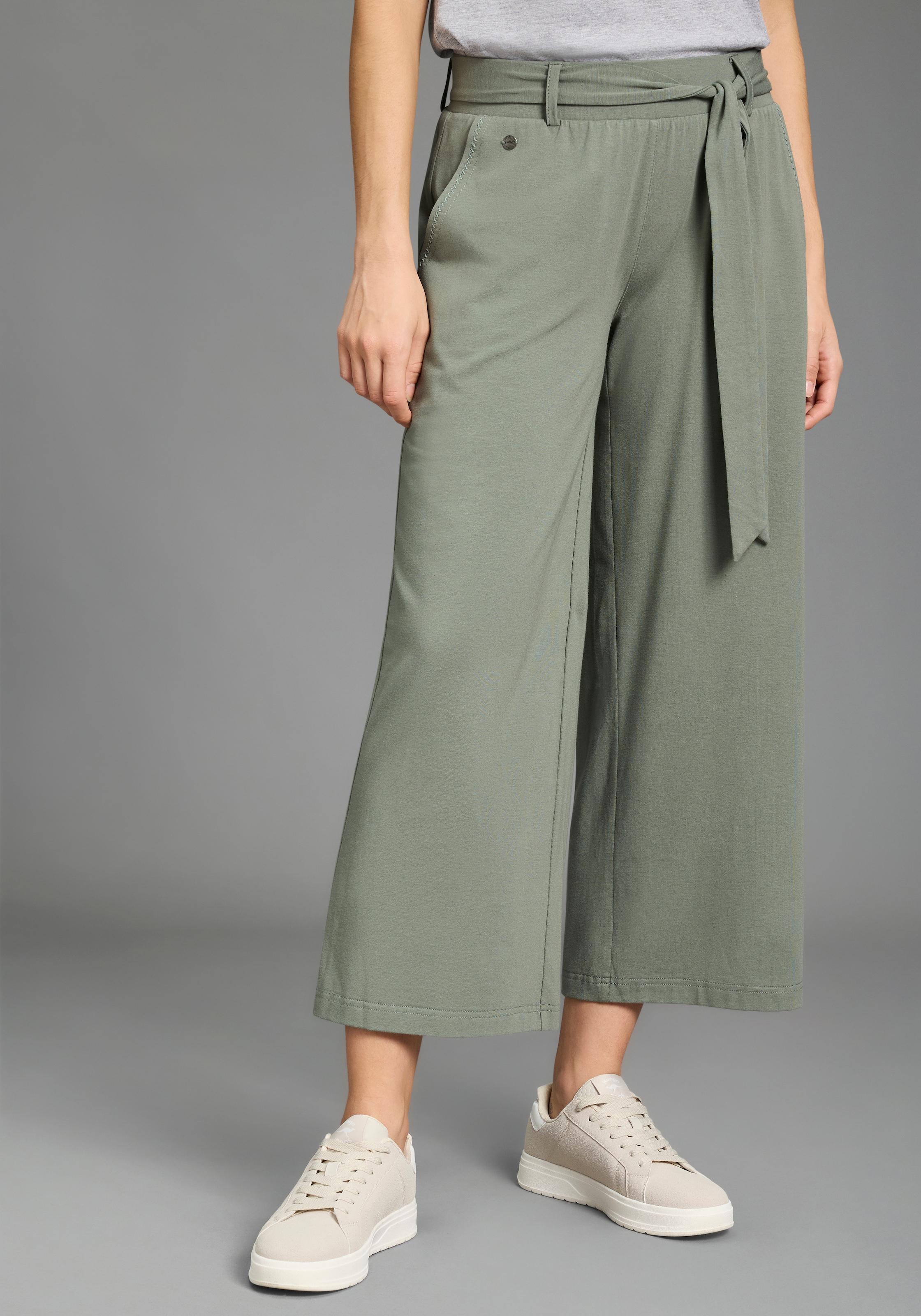 Image of KangaROOS Culotte wadenlange Jerseyhose, weiter Schnitt, elastisches Material