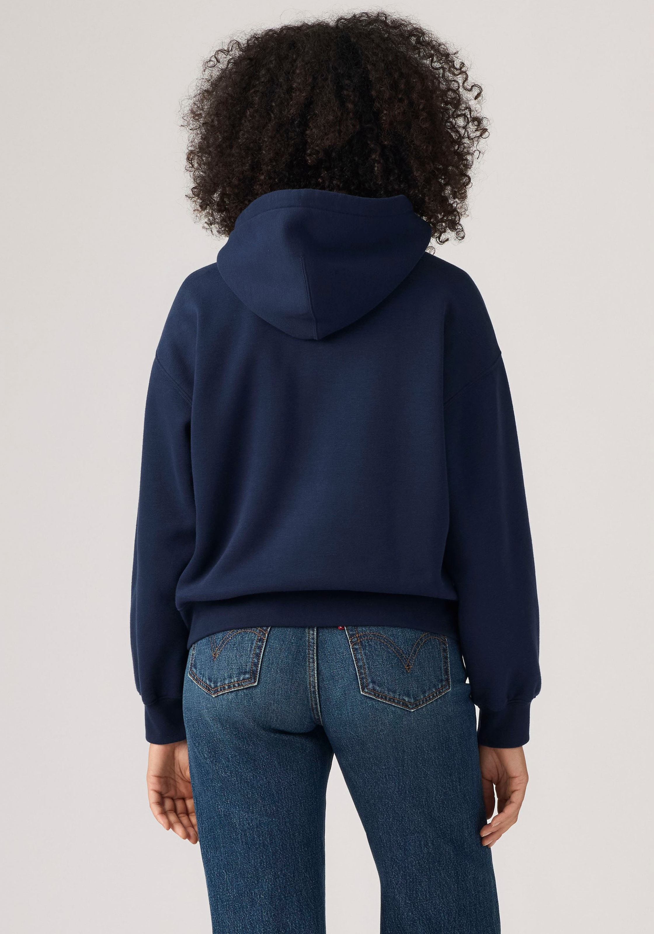 Levi's® Hoodie »EVERYDAY HOODIE SWEATSHIRT«, avec coupe confortable
