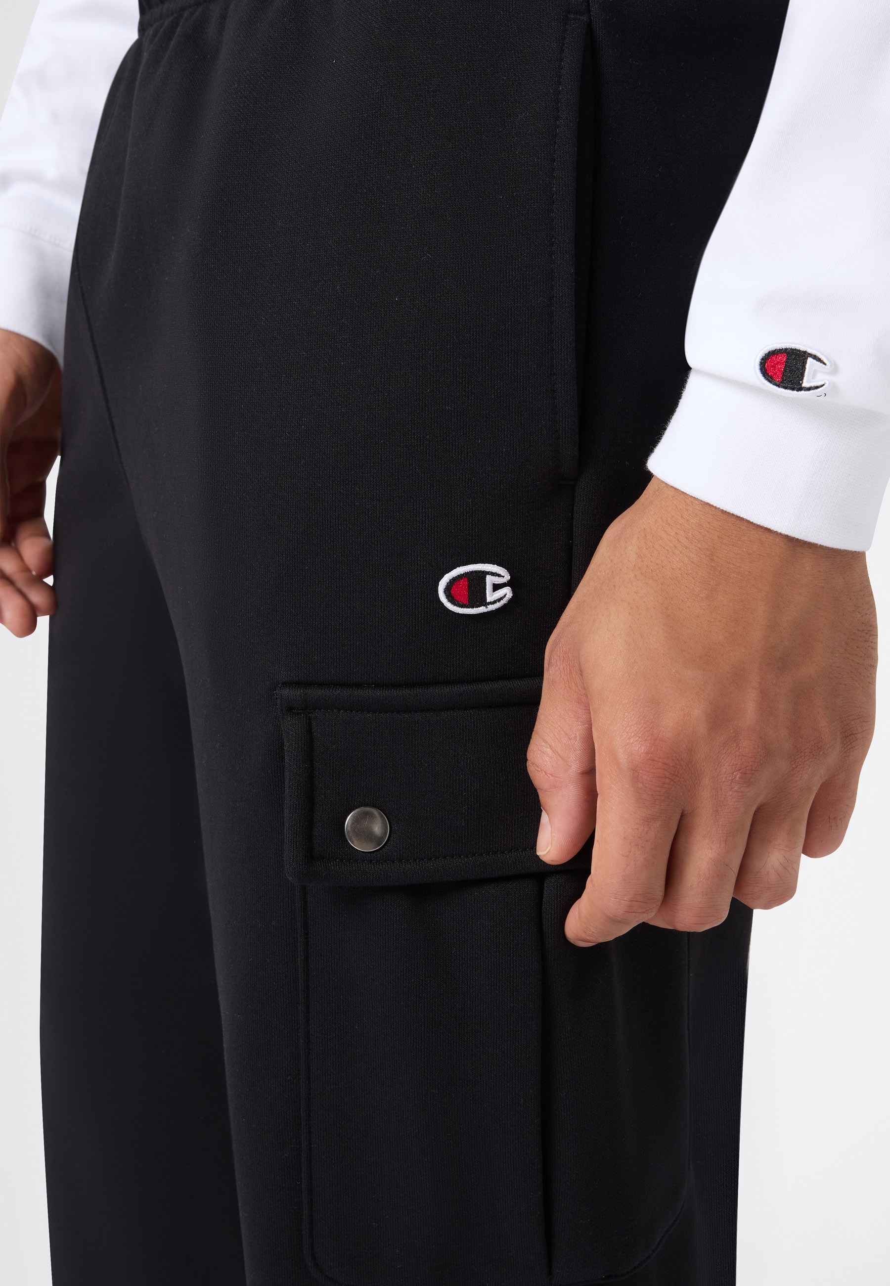 Champion Pantalon de jogging »SPORTWEAR CARGO PANTS Relax Fit«  mit Cargo-Design, lockerer Schnitt, aus Baumwolle und Polyester